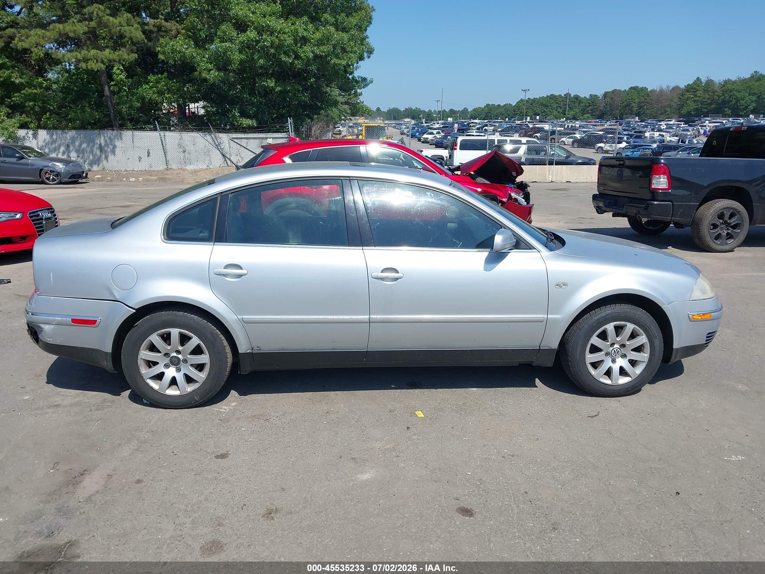 2003 Volkswagen Passat Gls Silver vin: WVWPD63BX3P437423