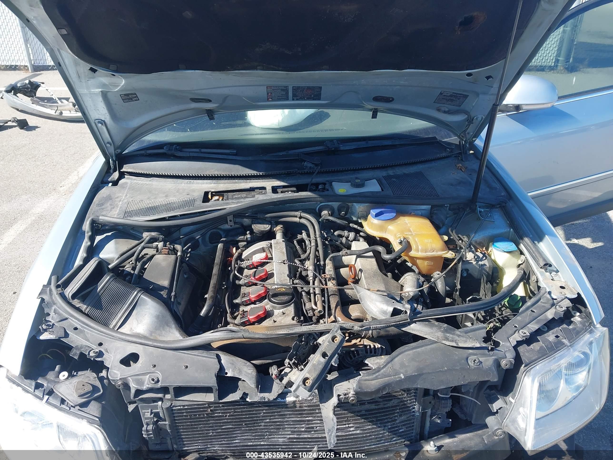 2004 Volkswagen Passat Gls Серебряный vin: WVWPD63BX4E222069