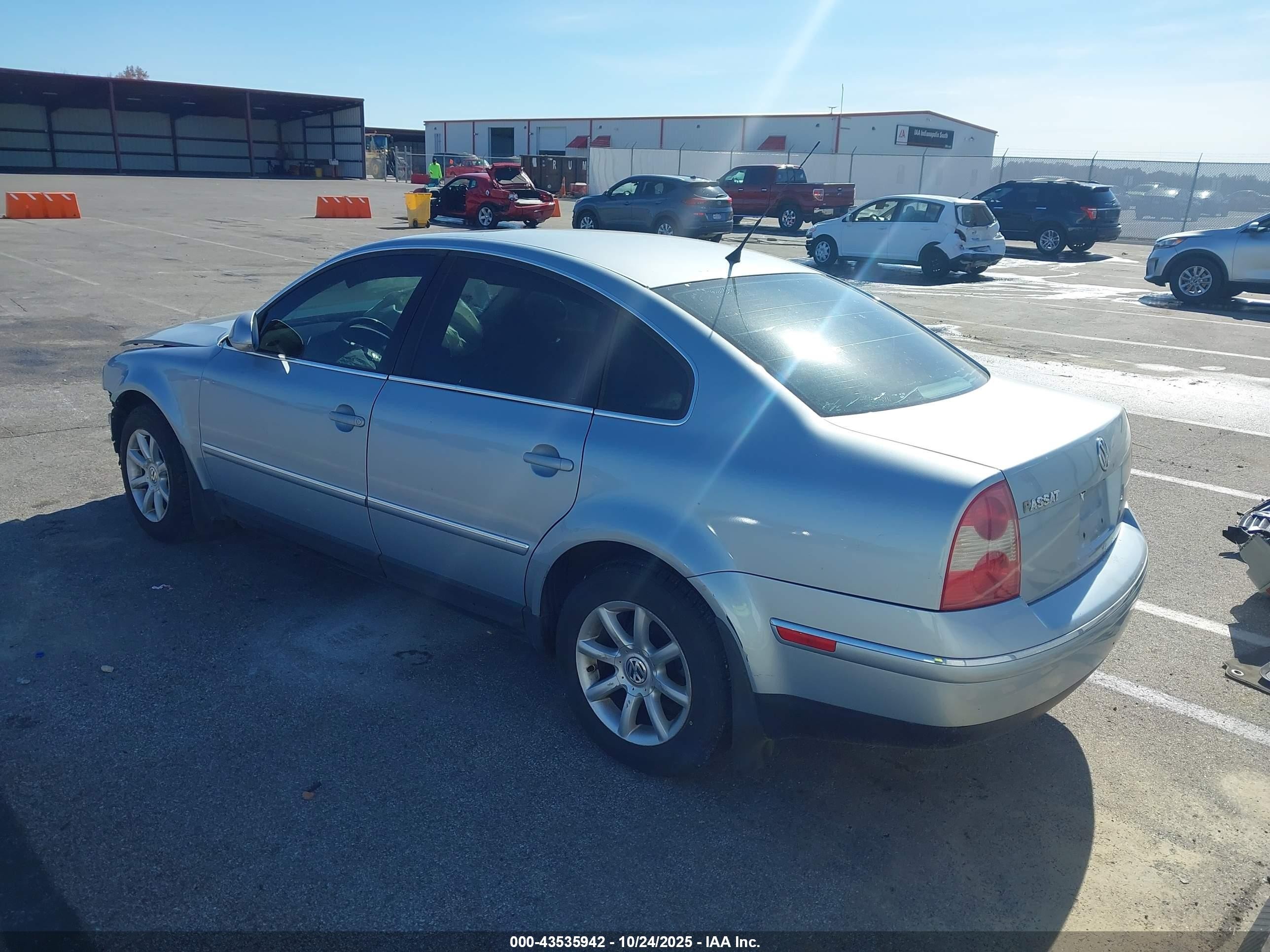 2004 Volkswagen Passat Gls Серебряный vin: WVWPD63BX4E222069