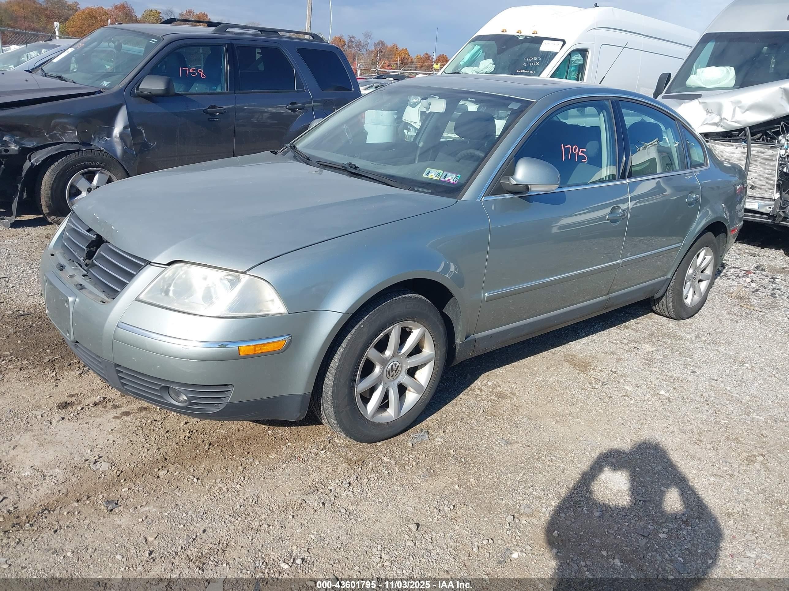 2004 Volkswagen Passat Gls Silver vin: WVWPD63BX4E233198