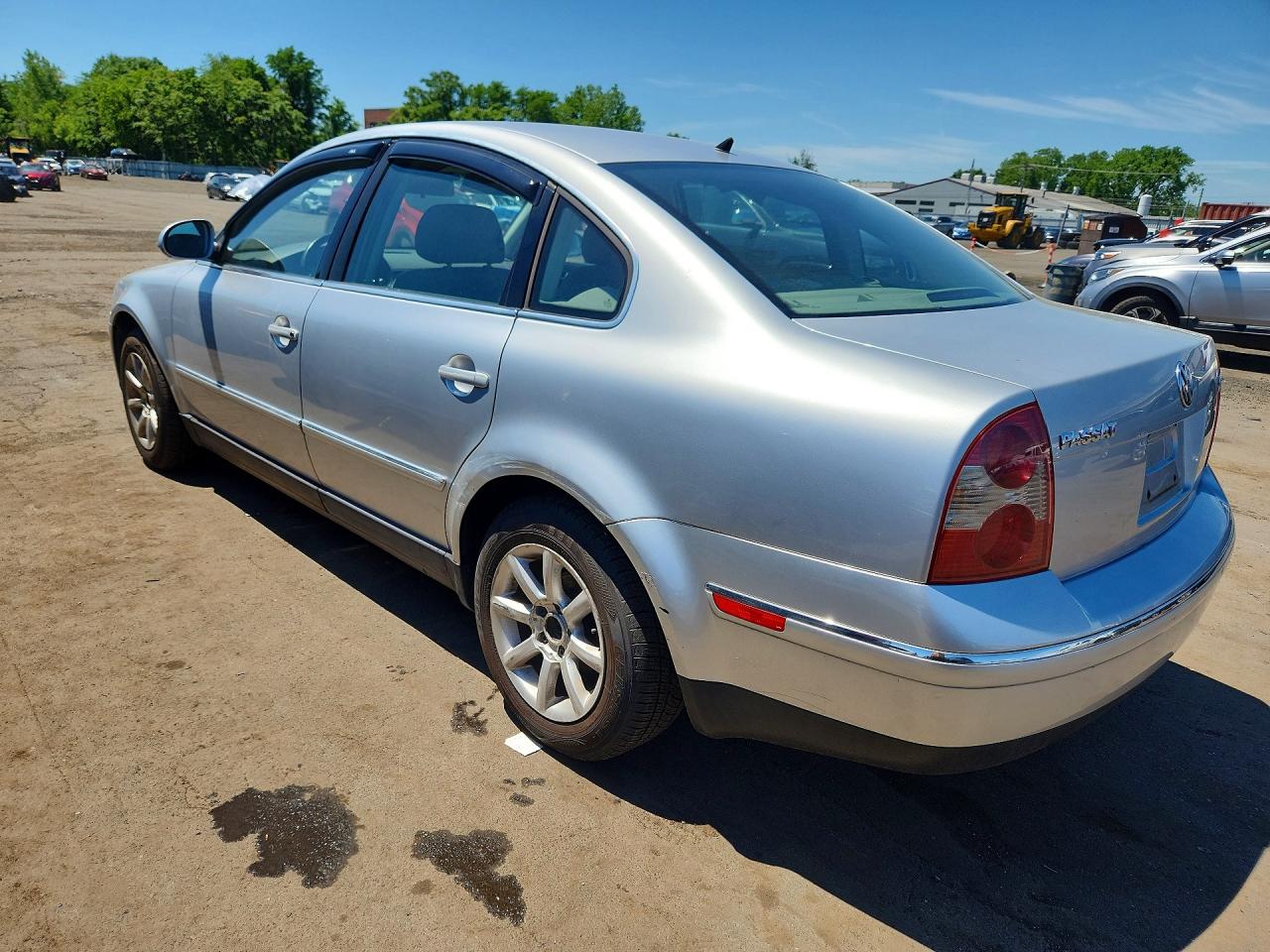 2004 Volkswagen Passat Gls Silver vin: WVWPD63BX4E309843
