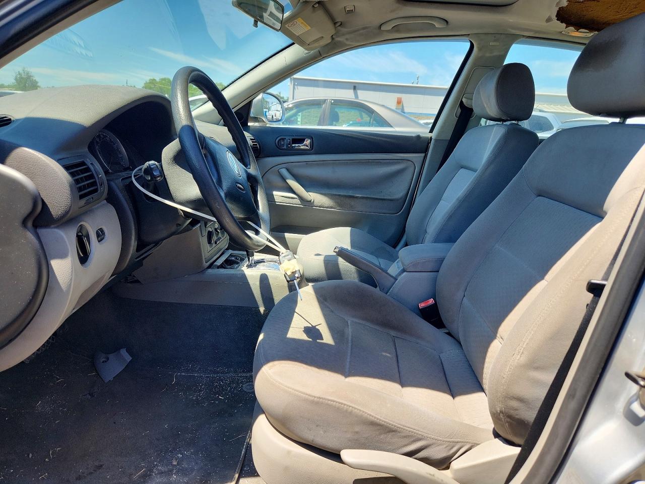 2004 Volkswagen Passat Gls Silver vin: WVWPD63BX4E309843