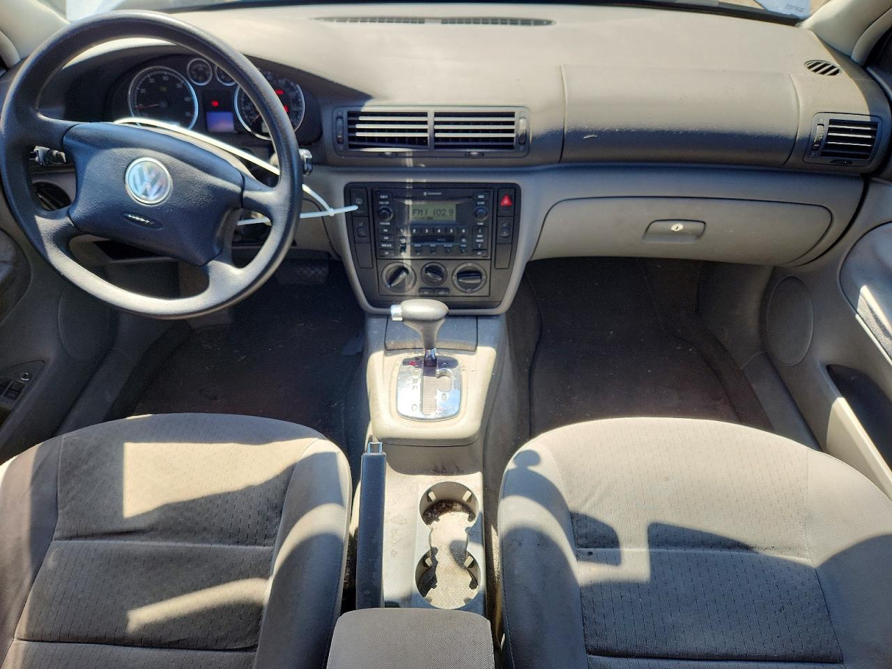 2004 Volkswagen Passat Gls Silver vin: WVWPD63BX4E309843