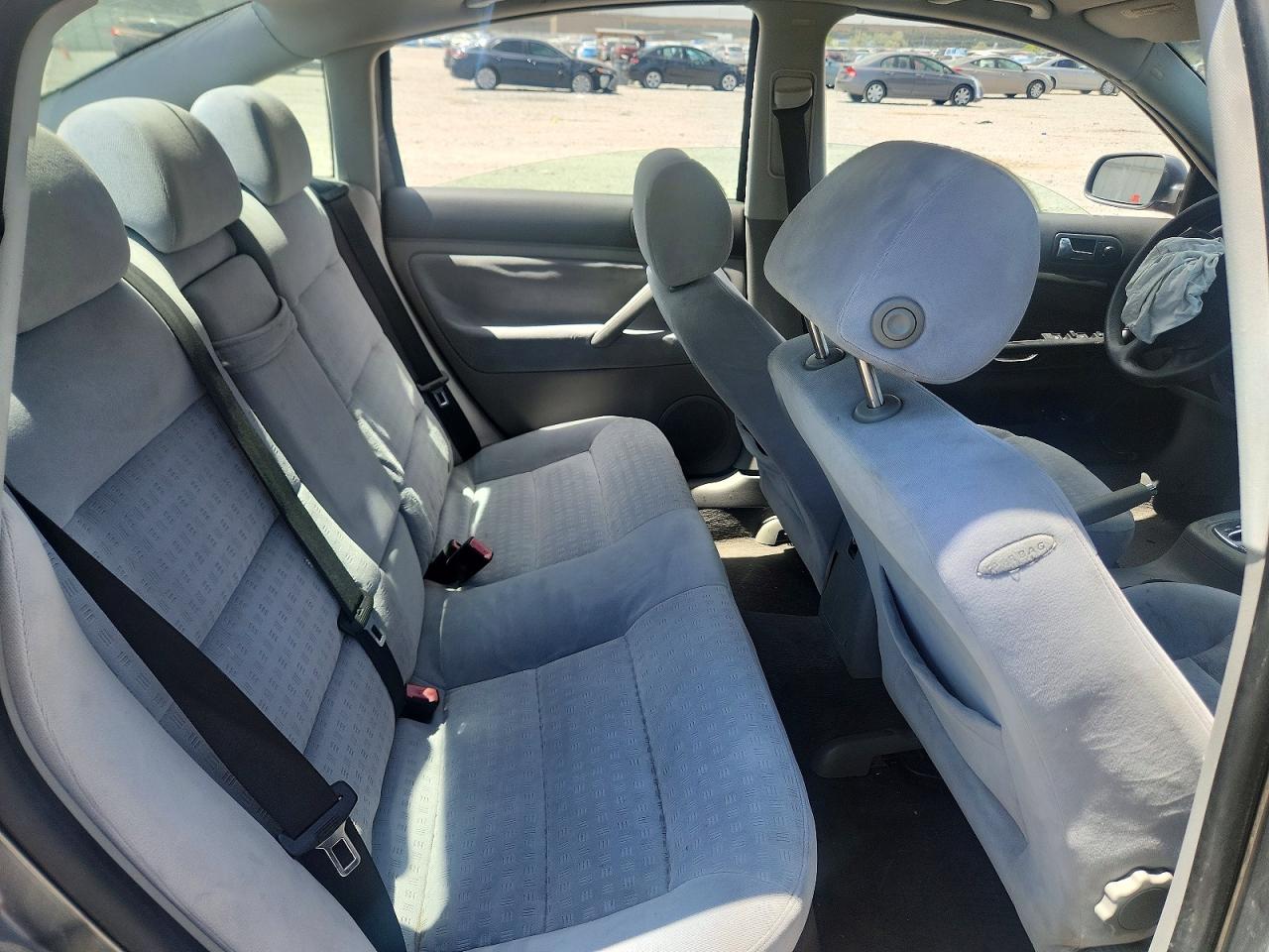 2004 Volkswagen Passat Gls Gray vin: WVWPD63BX4P094744