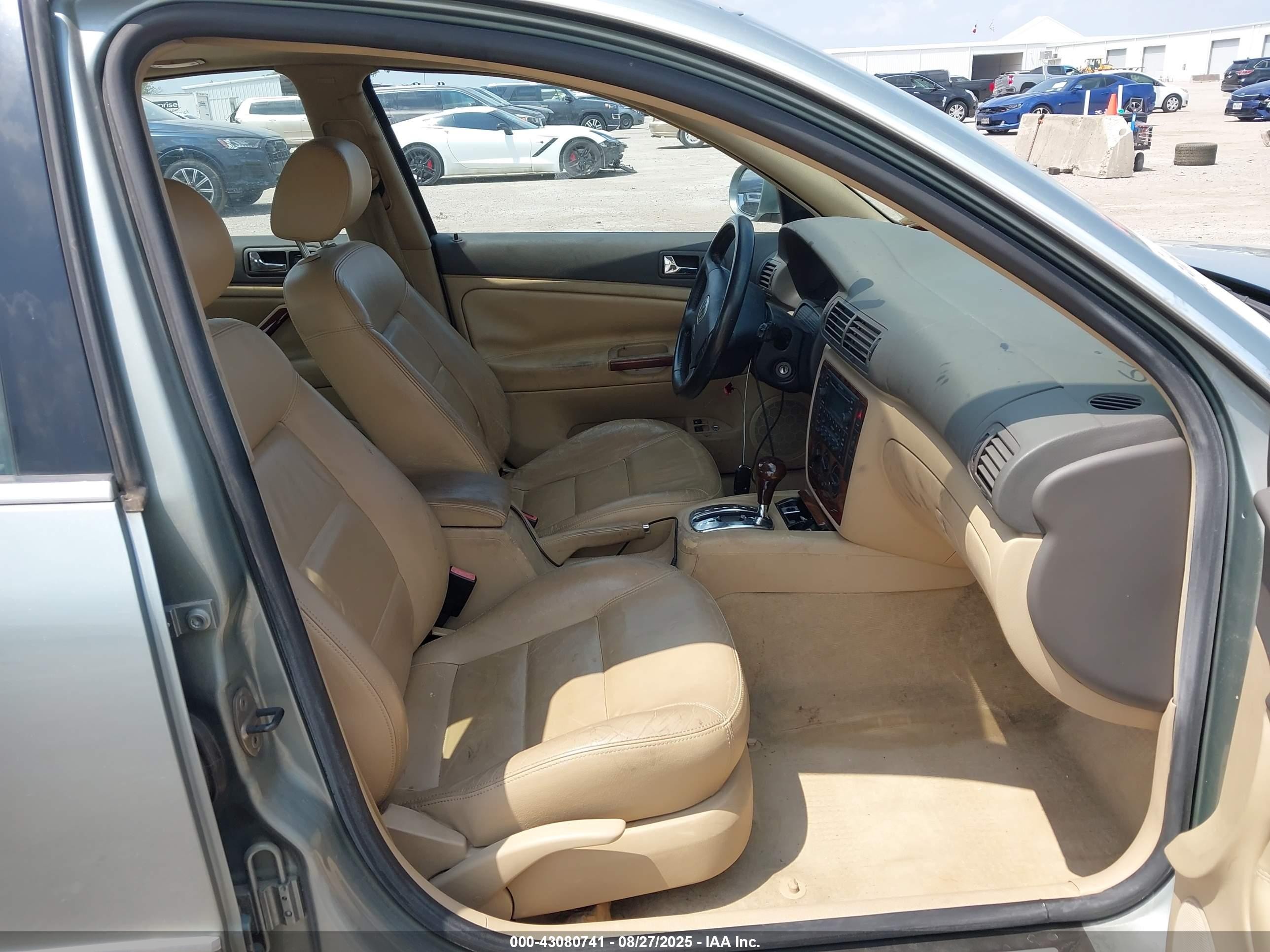 2004 Volkswagen Passat Gls Tdi Light Blue vin: WVWPE63B84E285300