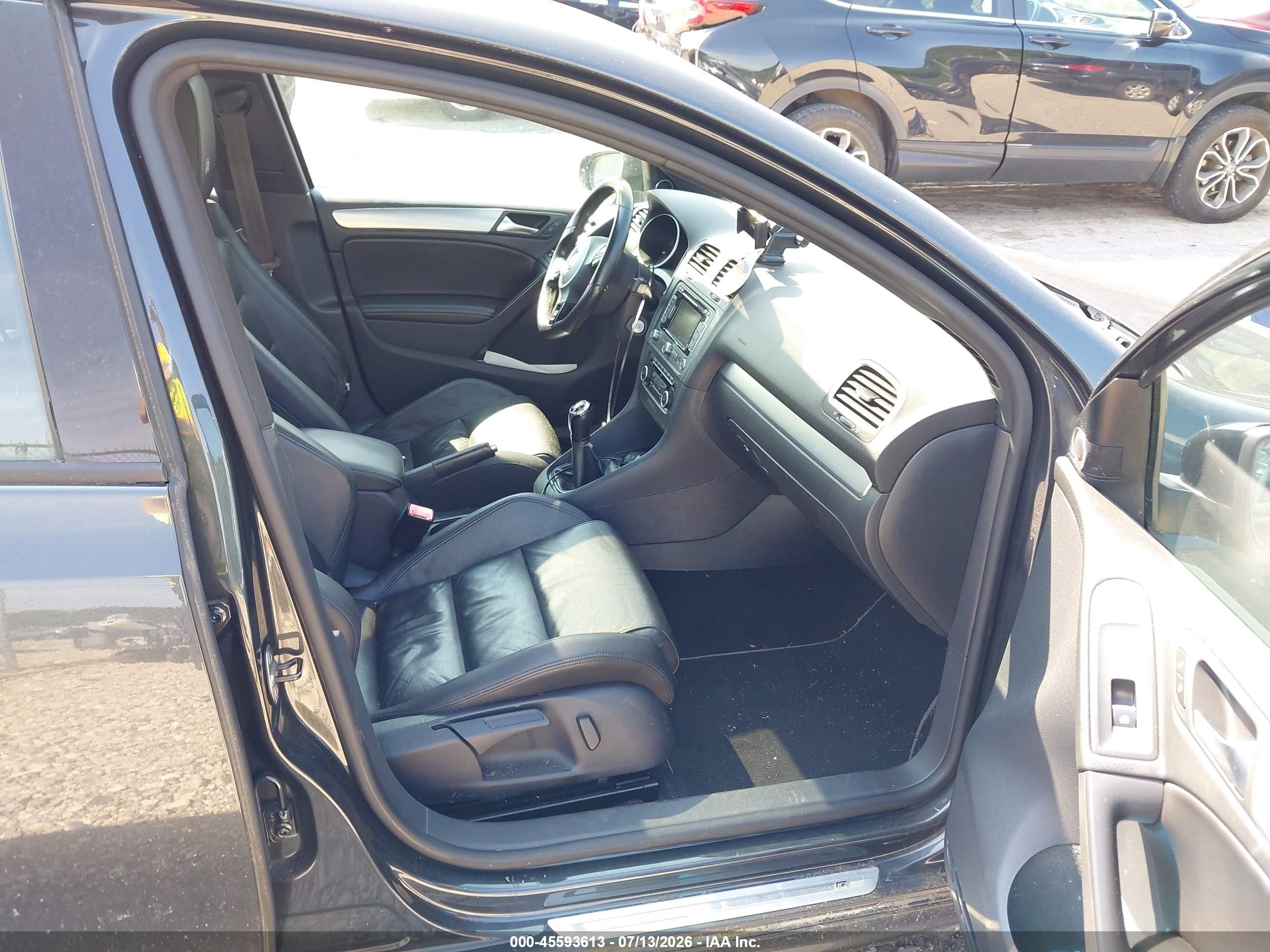 2013 Volkswagen Golf R 4-door Gray vin: WVWPF7AJ0DW023486