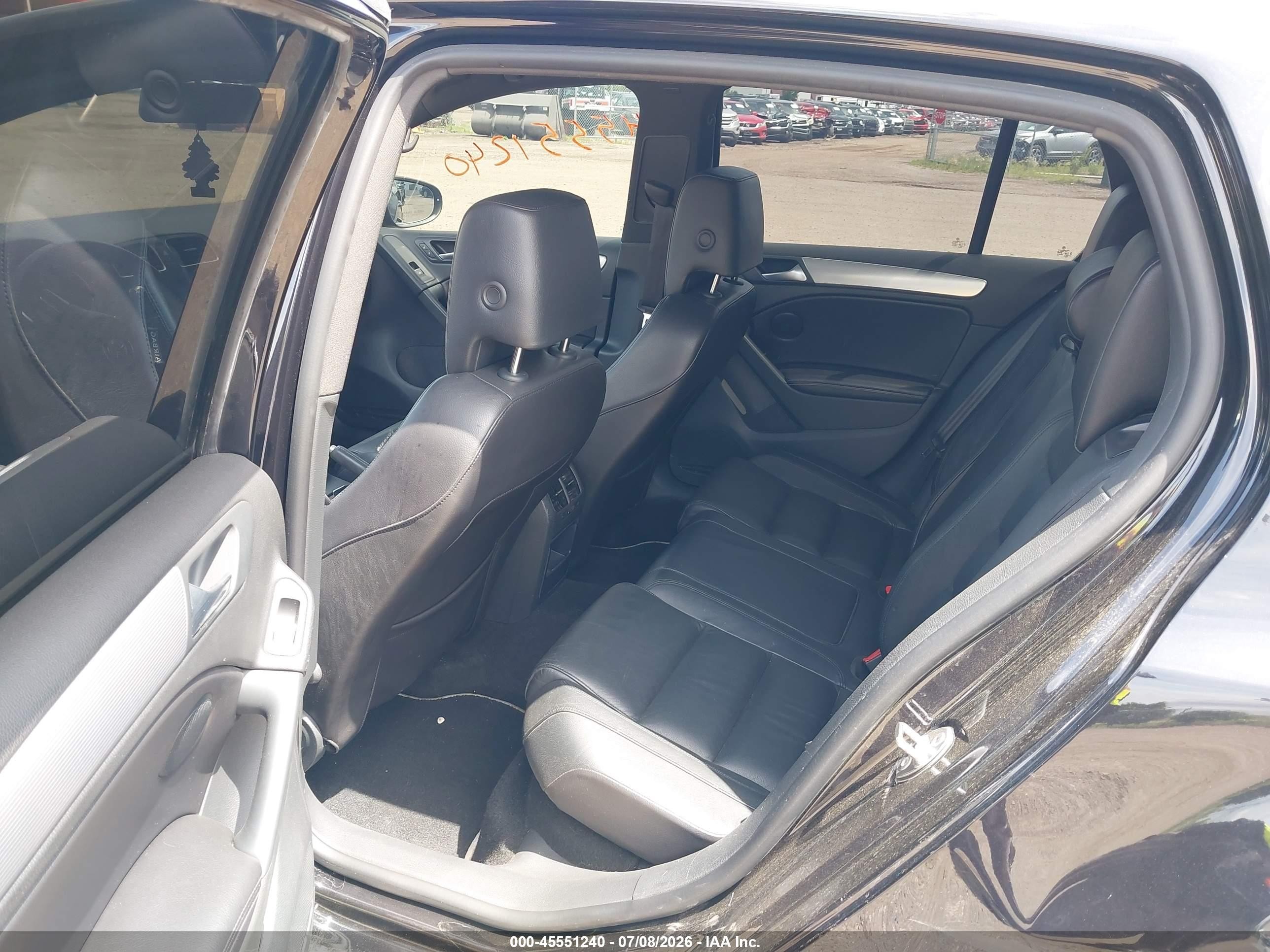 2013 Volkswagen Golf R 4-door Black vin: WVWPF7AJ0DW075121