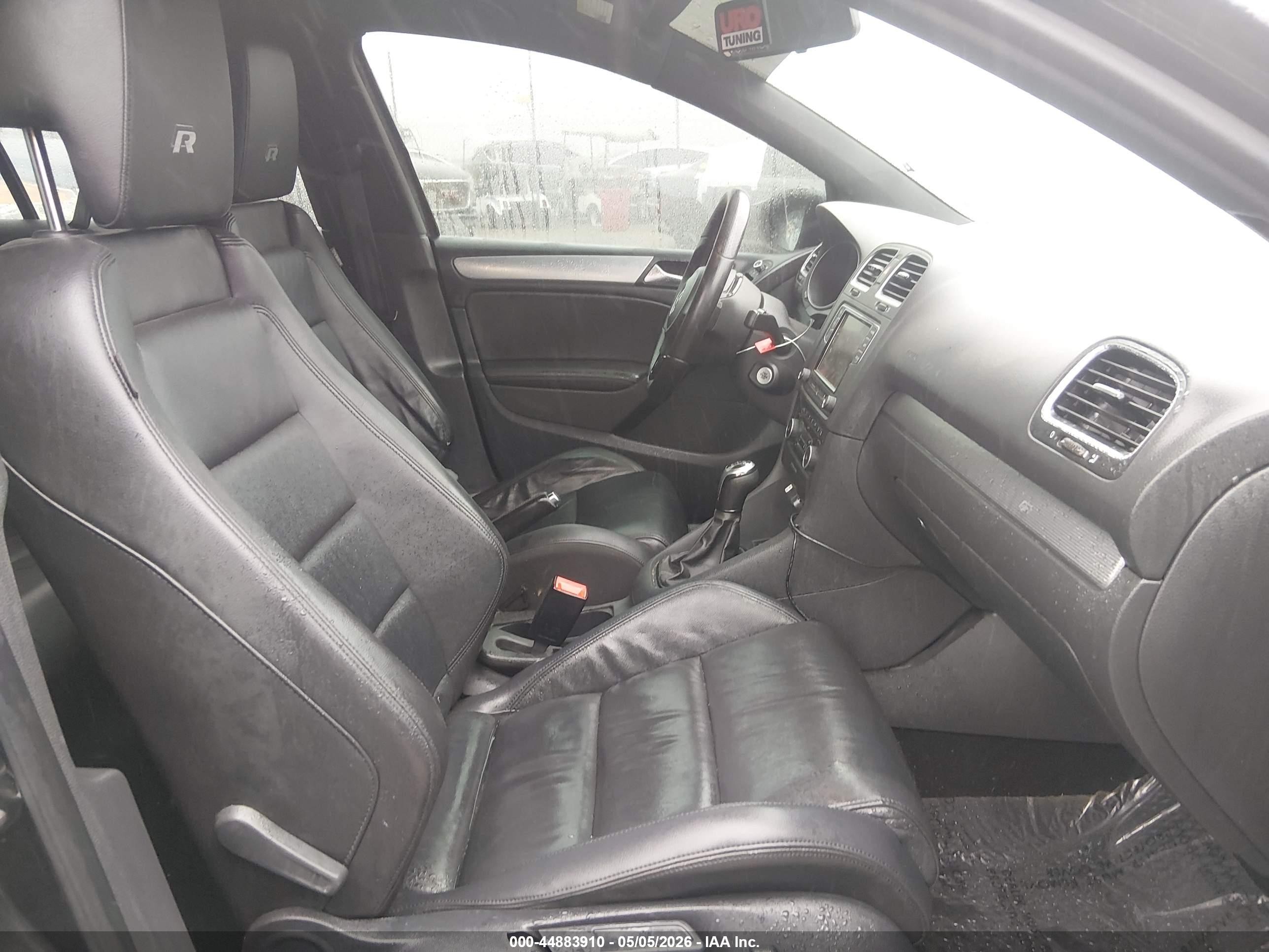 2013 Volkswagen Golf R 4-door Black vin: WVWPF7AJ8DW075061
