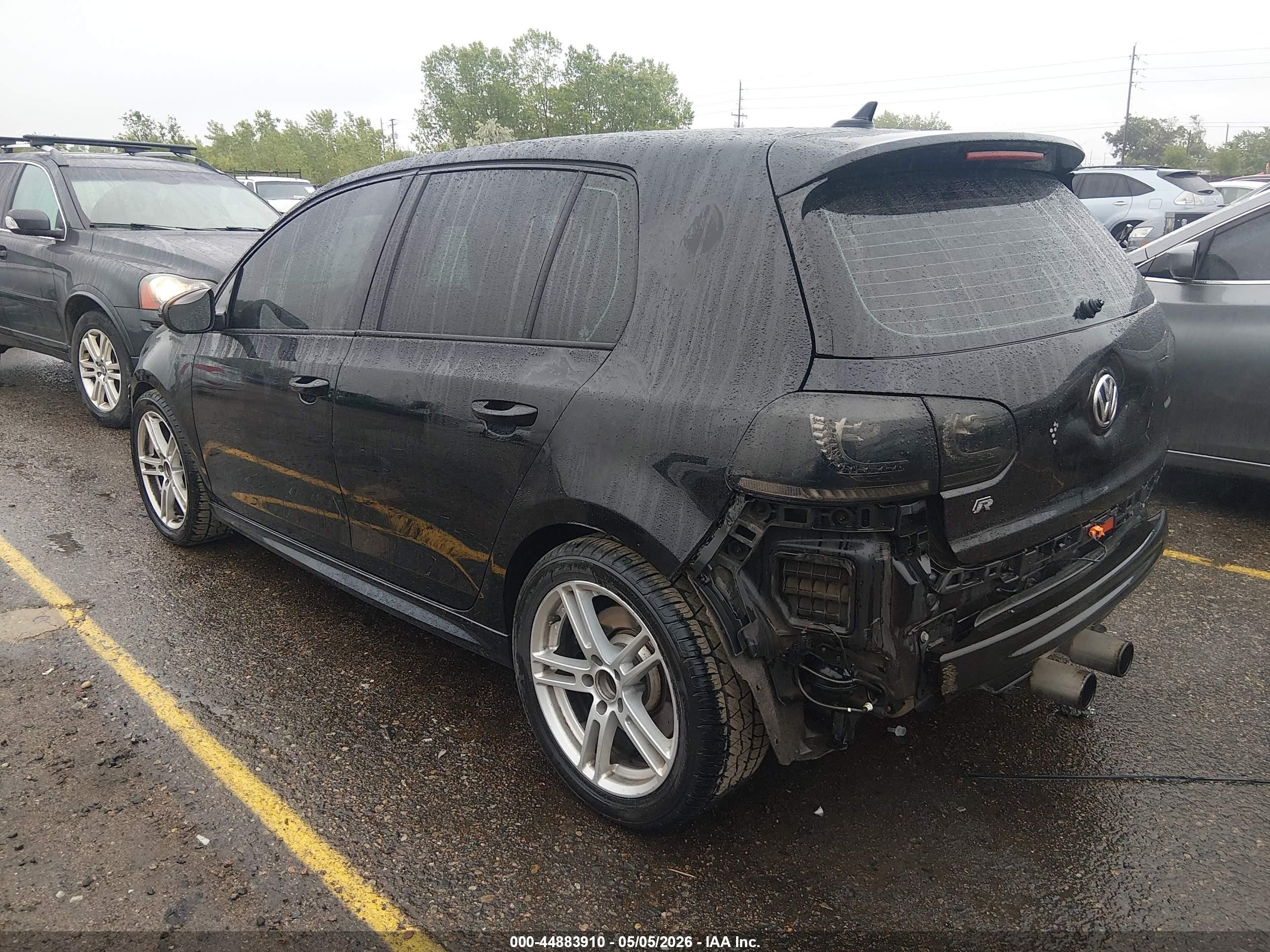 2013 Volkswagen Golf R 4-door Black vin: WVWPF7AJ8DW075061