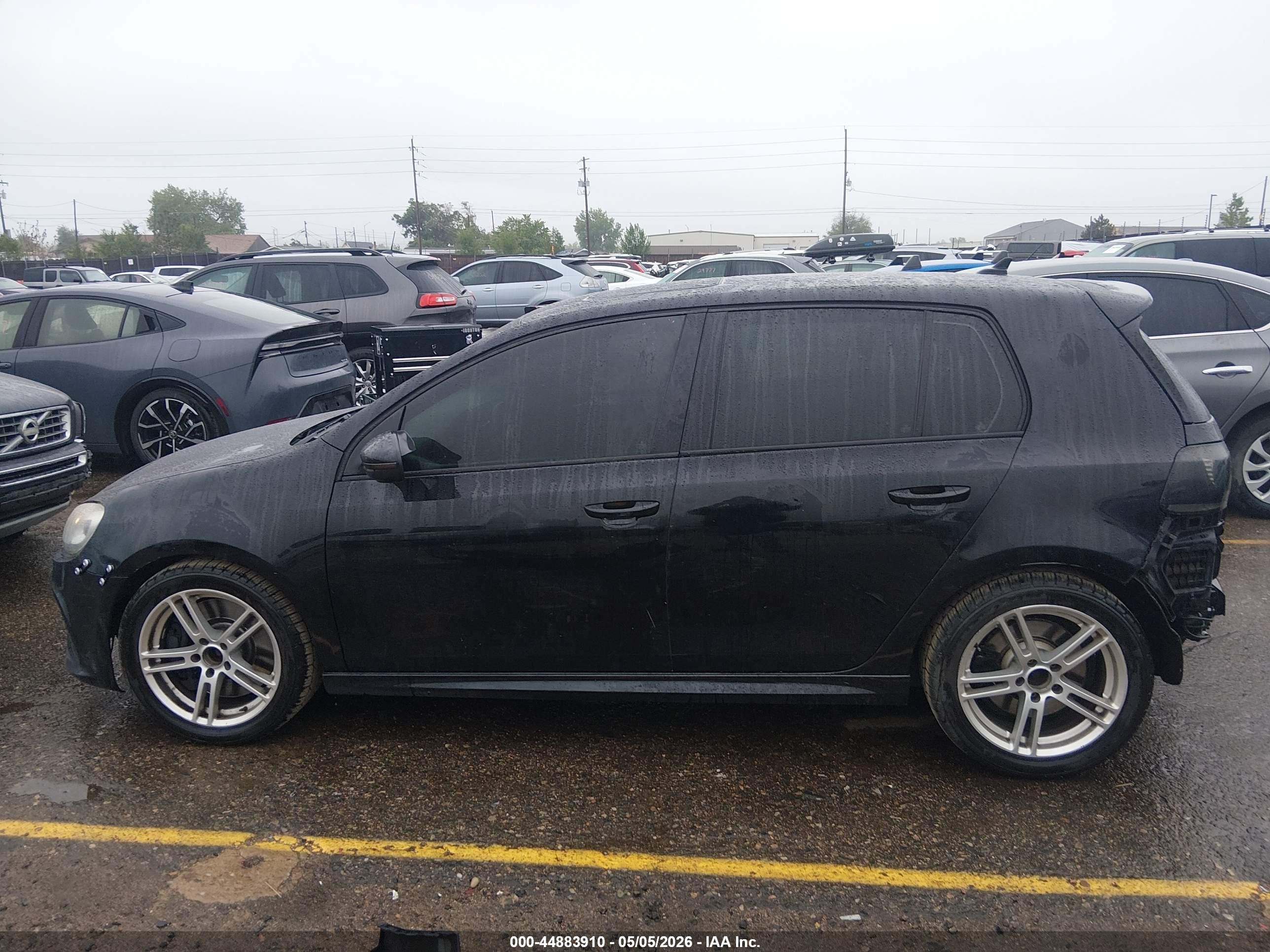 2013 Volkswagen Golf R 4-door Black vin: WVWPF7AJ8DW075061