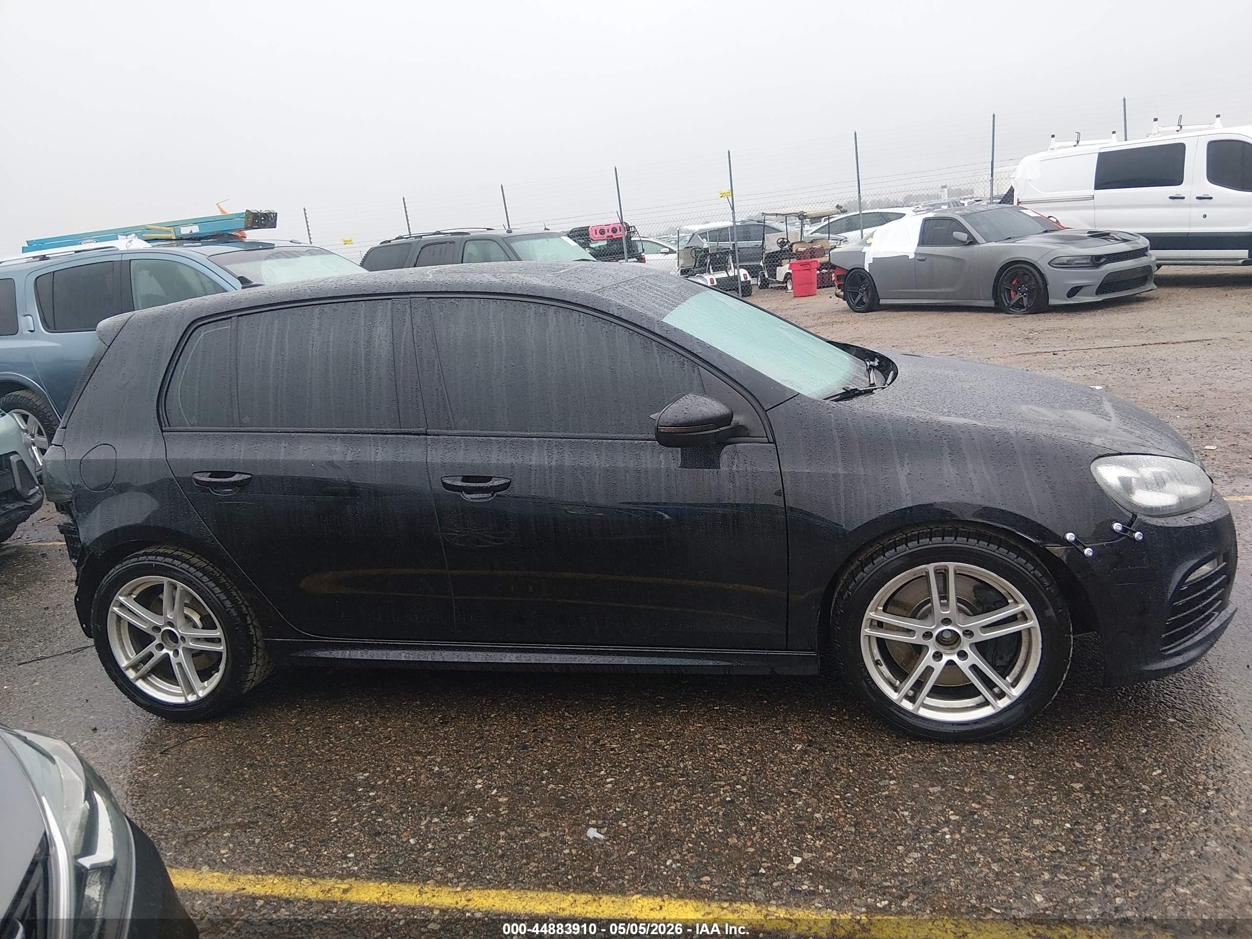 2013 Volkswagen Golf R 4-door Black vin: WVWPF7AJ8DW075061