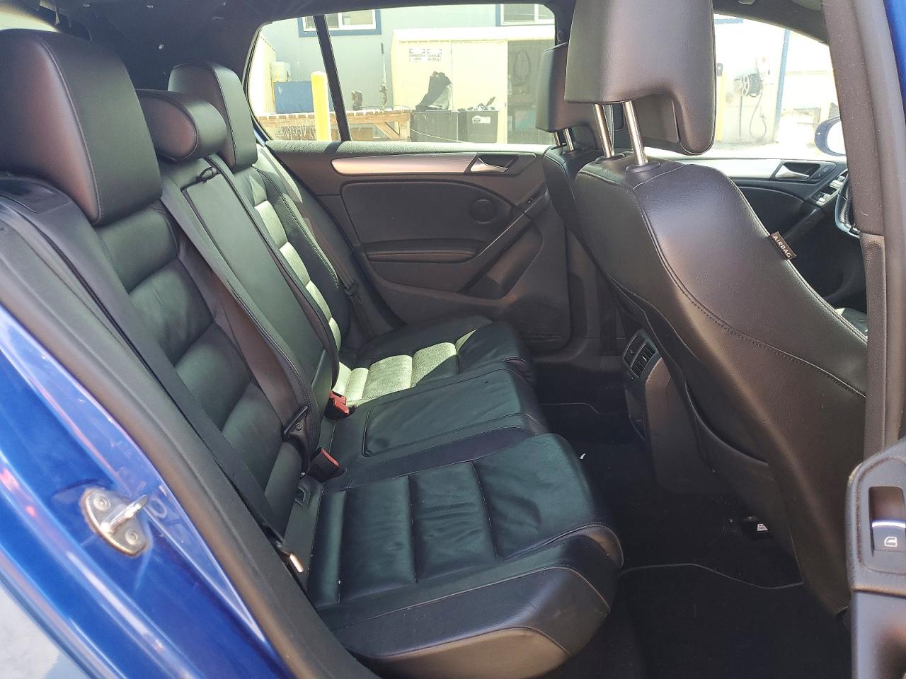2013 Volkswagen Golf R Blue vin: WVWPF7AJ8DW117681