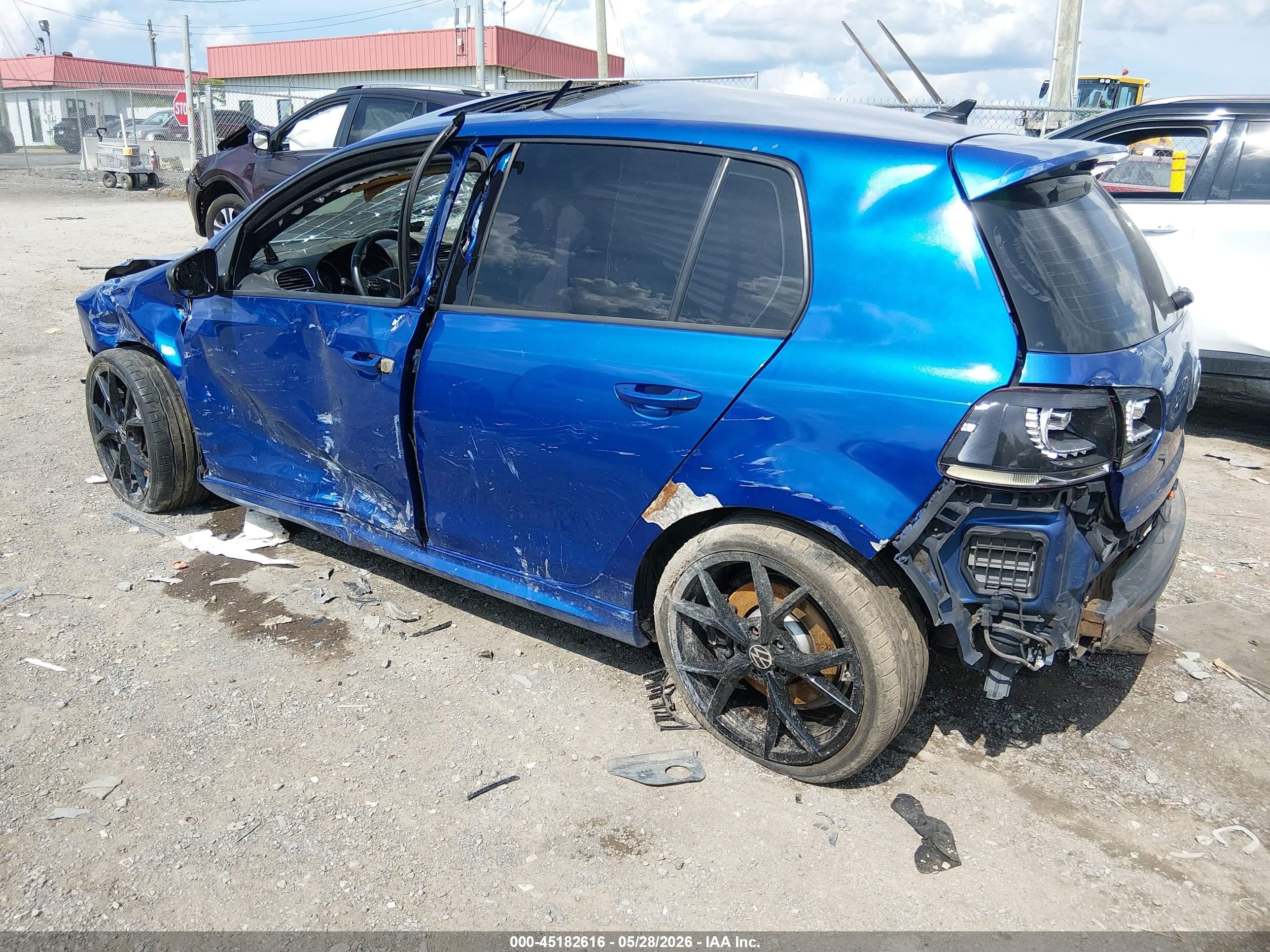 2012 Volkswagen Golf R 4-door Blue vin: WVWPF7AJ9CW230053