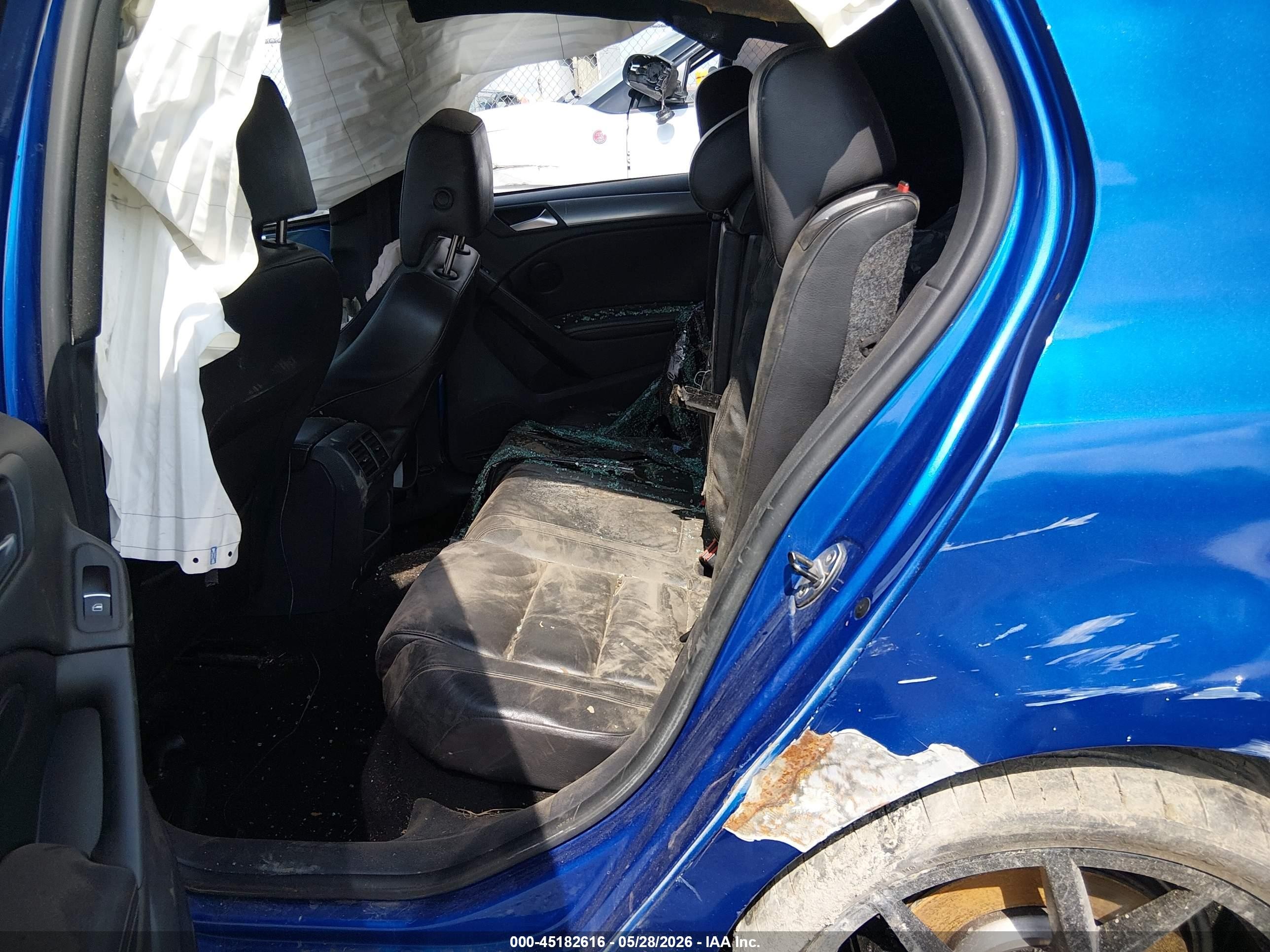 2012 Volkswagen Golf R 4-door Blue vin: WVWPF7AJ9CW230053