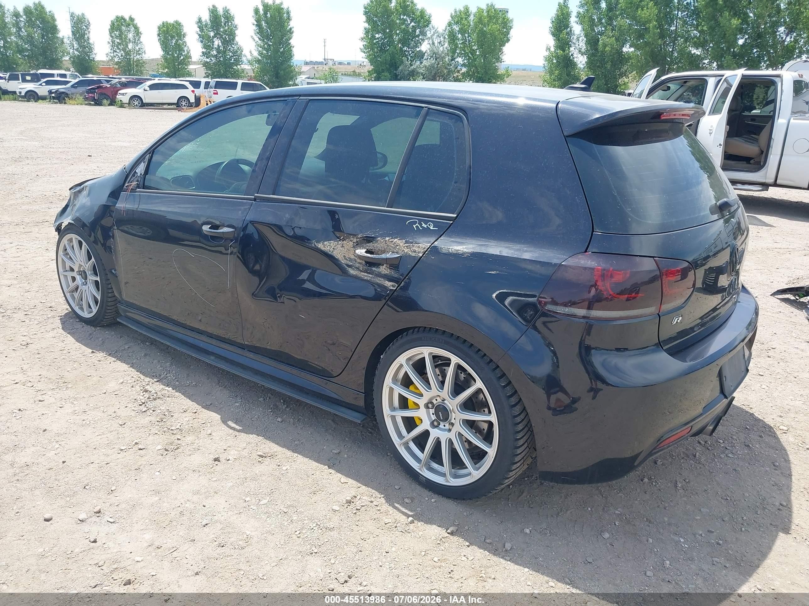 2013 Volkswagen Golf R 4-door Черный vin: WVWPF7AJ9DW063968