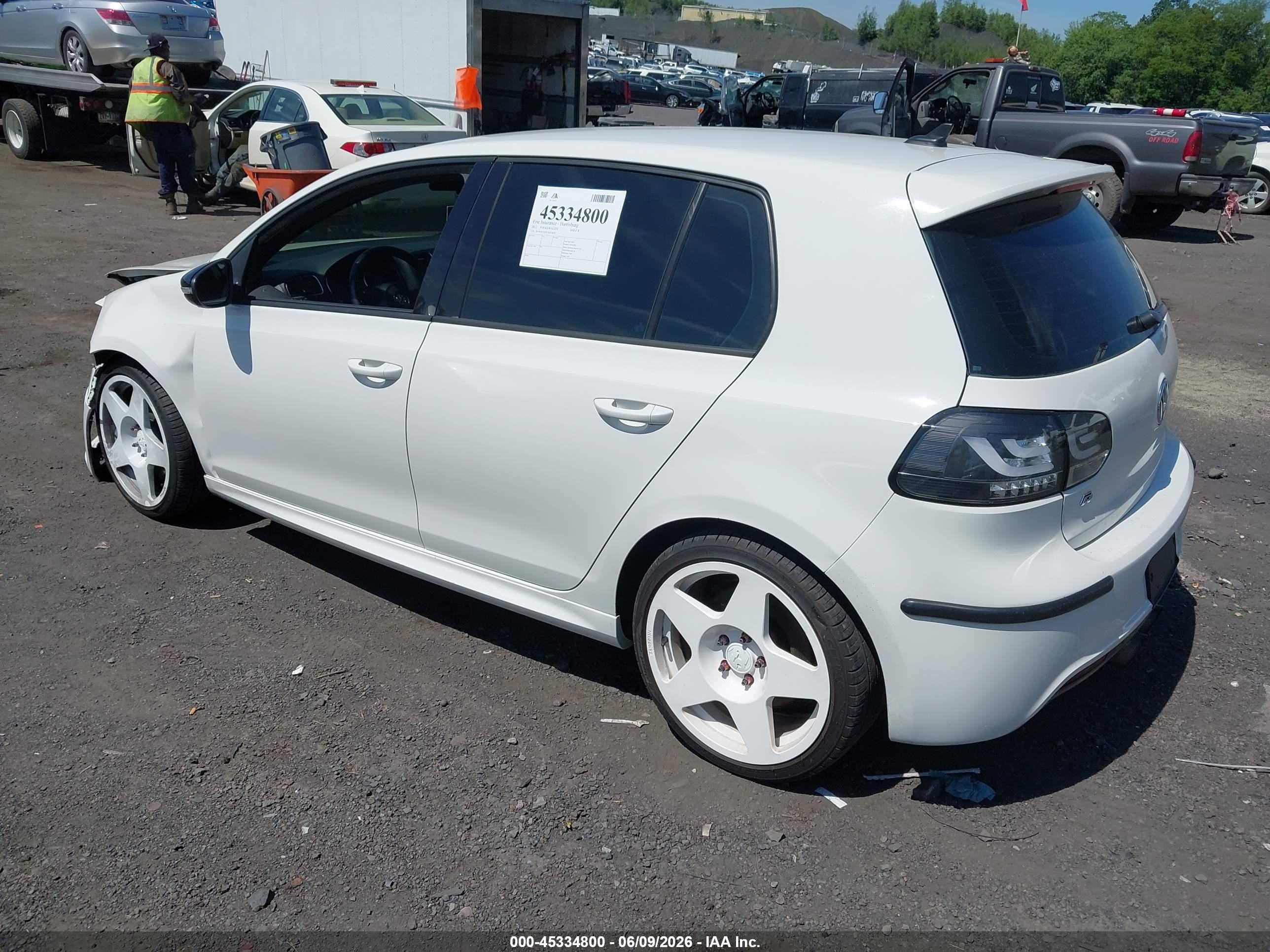 2012 Volkswagen Golf R 4-door White vin: WVWPF7AJXCW218929