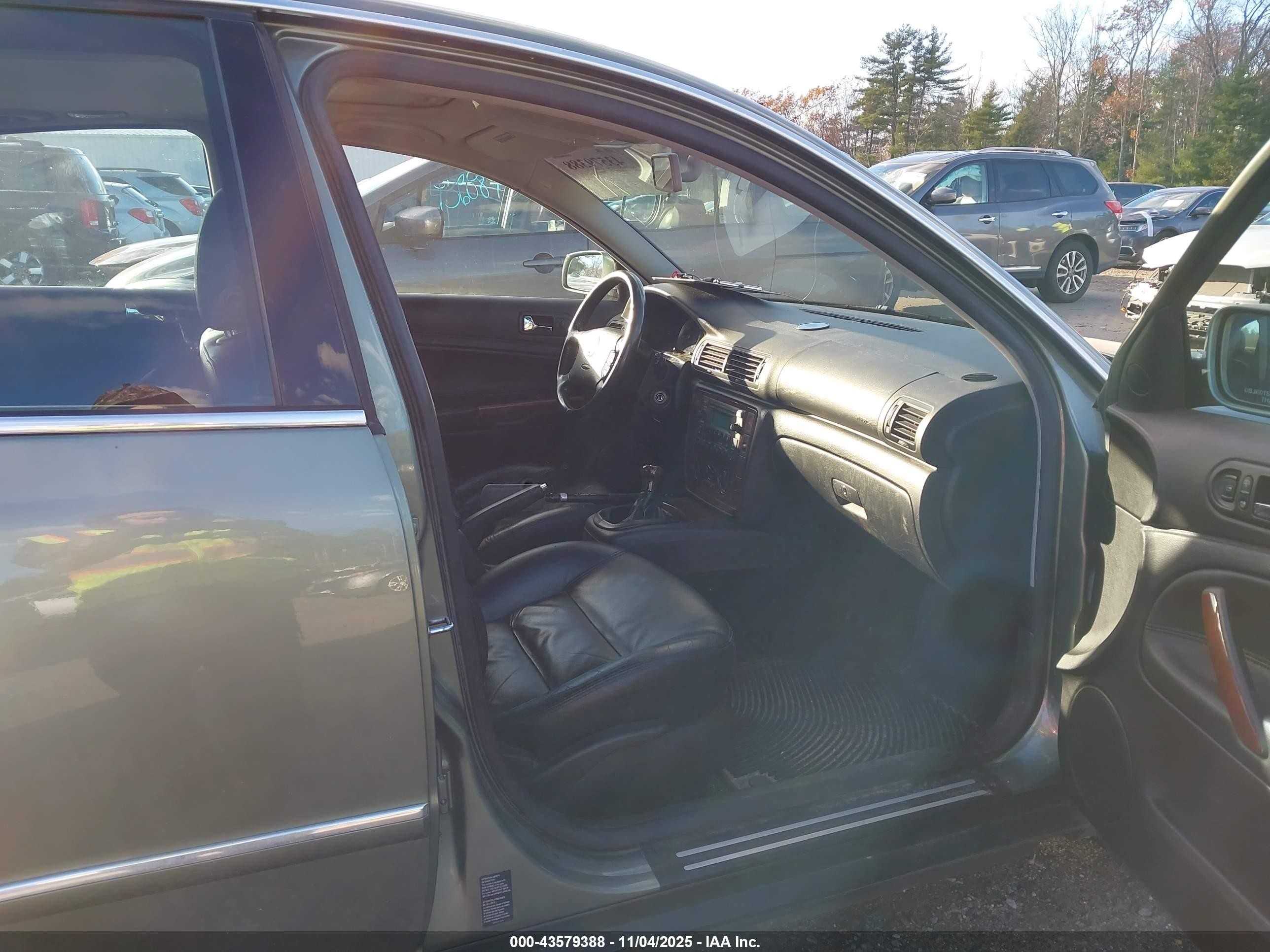 2002 Volkswagen Passat Gls V6 Green vin: WVWPH63B92P353807