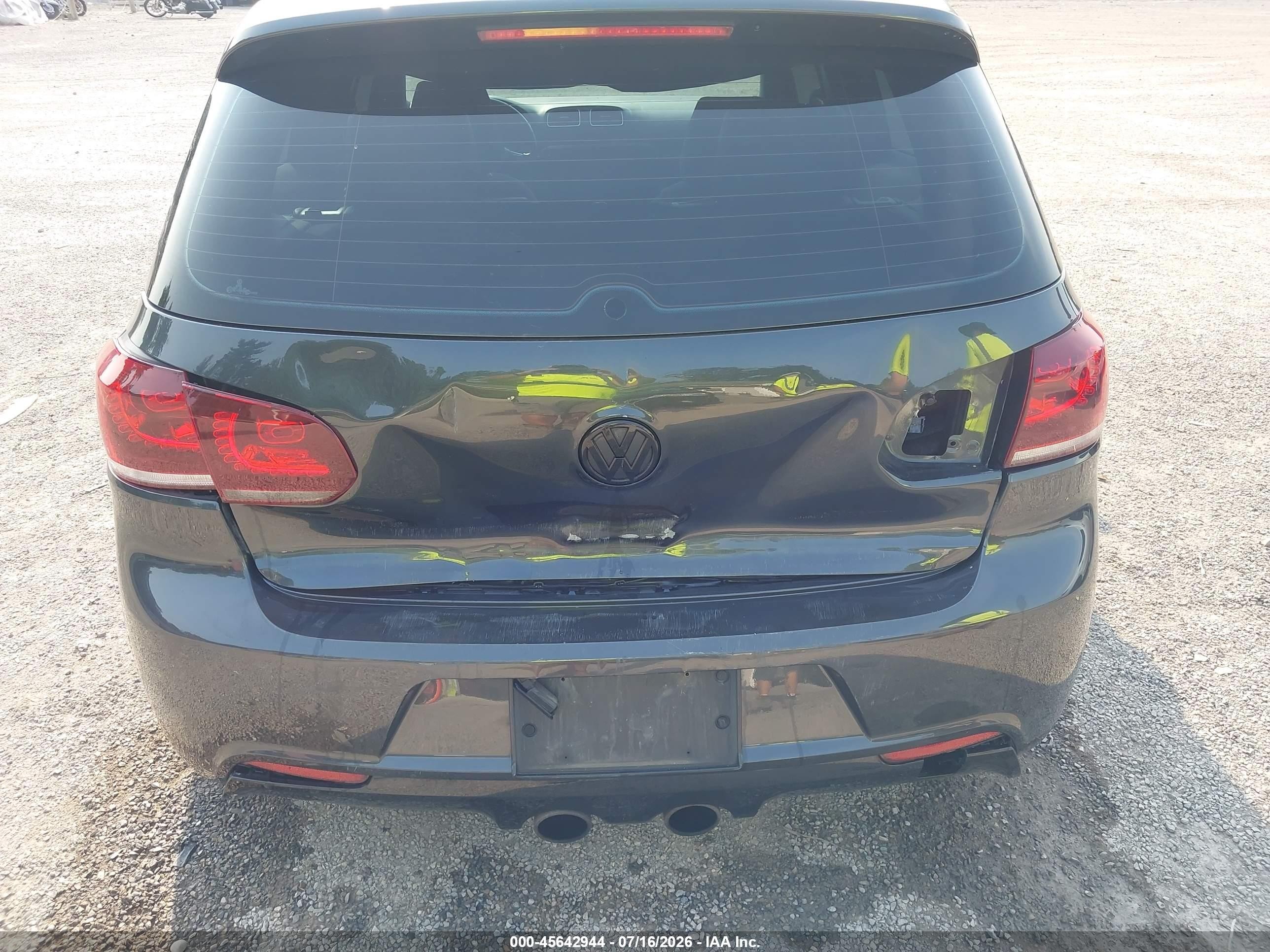 2013 Volkswagen Golf R 2-door Gray vin: WVWRF7AJ6DW067727