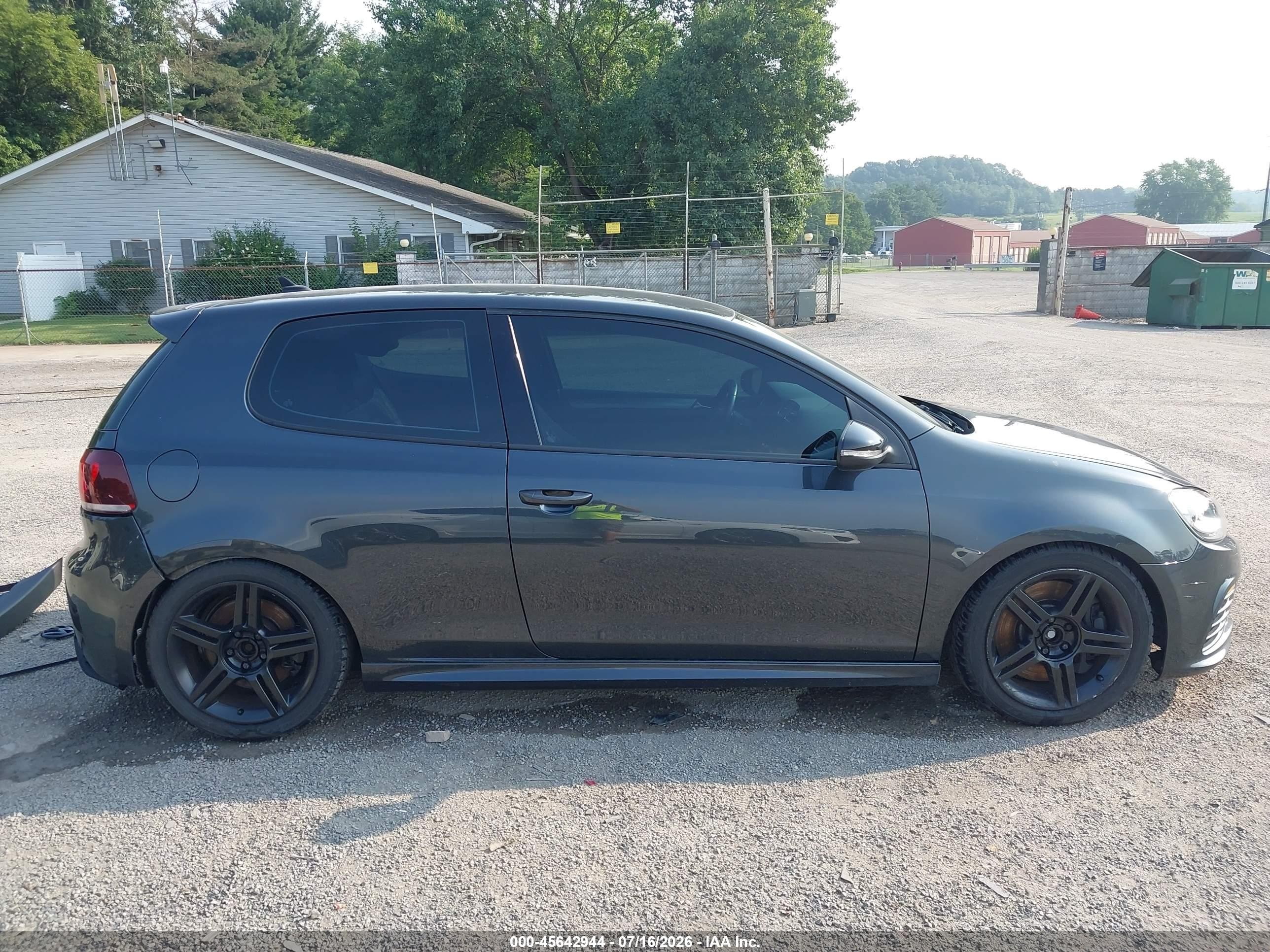 2013 Volkswagen Golf R 2-door Gray vin: WVWRF7AJ6DW067727