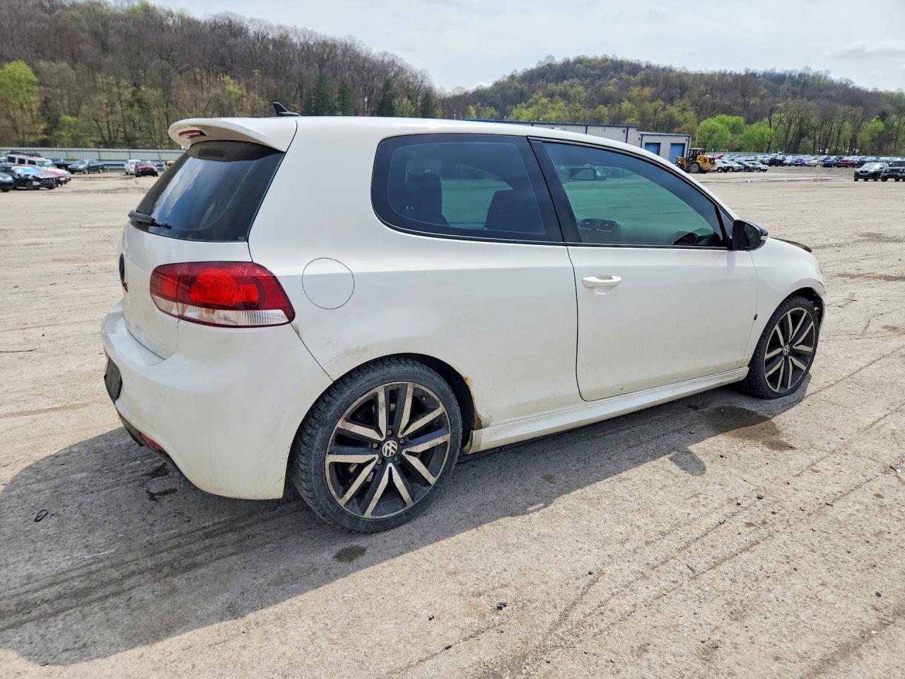 2012 Volkswagen Golf R Белый vin: WVWRF7AJ7CW219495