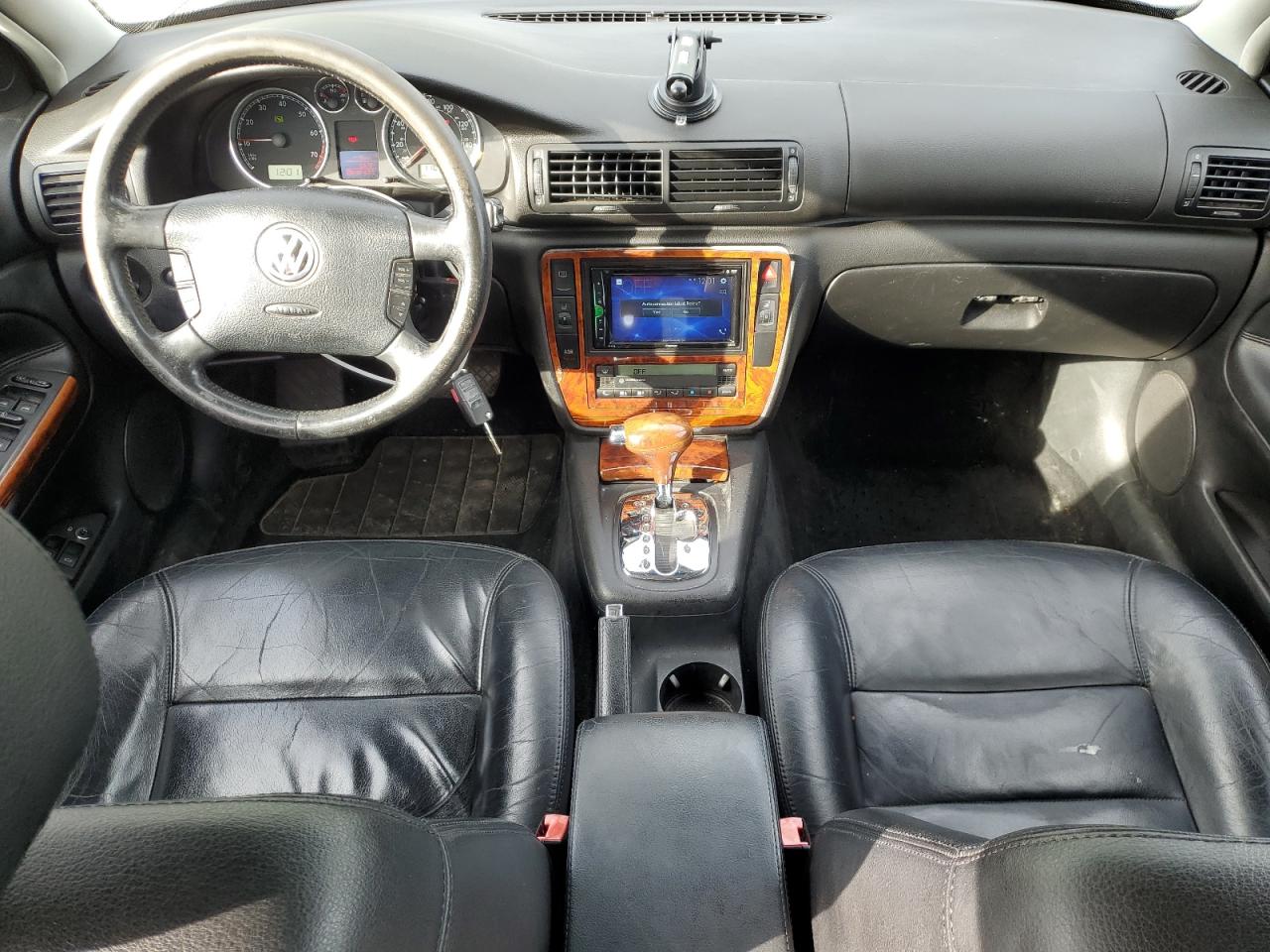 2002 Volkswagen Passat Glx Зеленый vin: WVWRH63B02P302592