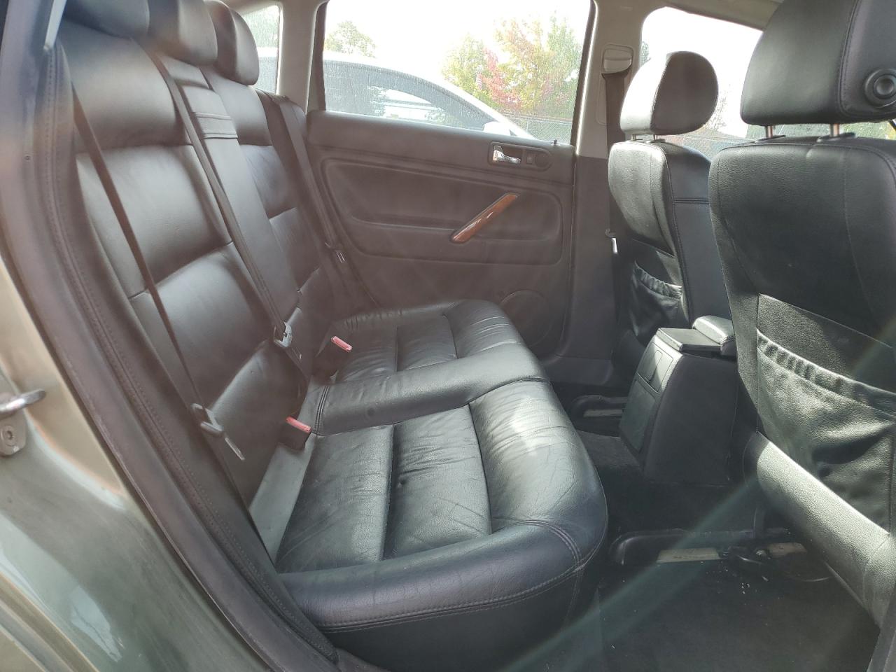 2002 Volkswagen Passat Glx Зеленый vin: WVWRH63B02P302592