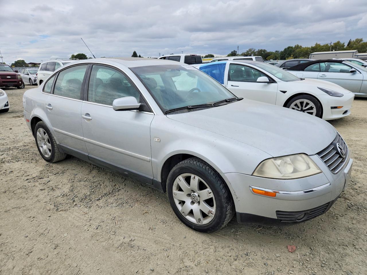 2003 Volkswagen Passat Glx Серебряный vin: WVWRH63B03P038324