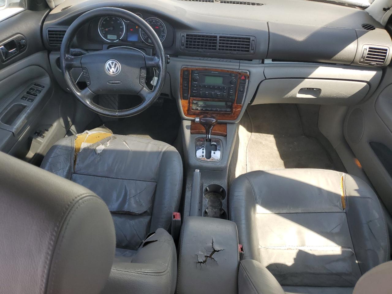 2002 Volkswagen Passat Glx Silver vin: WVWRH63B12P307445