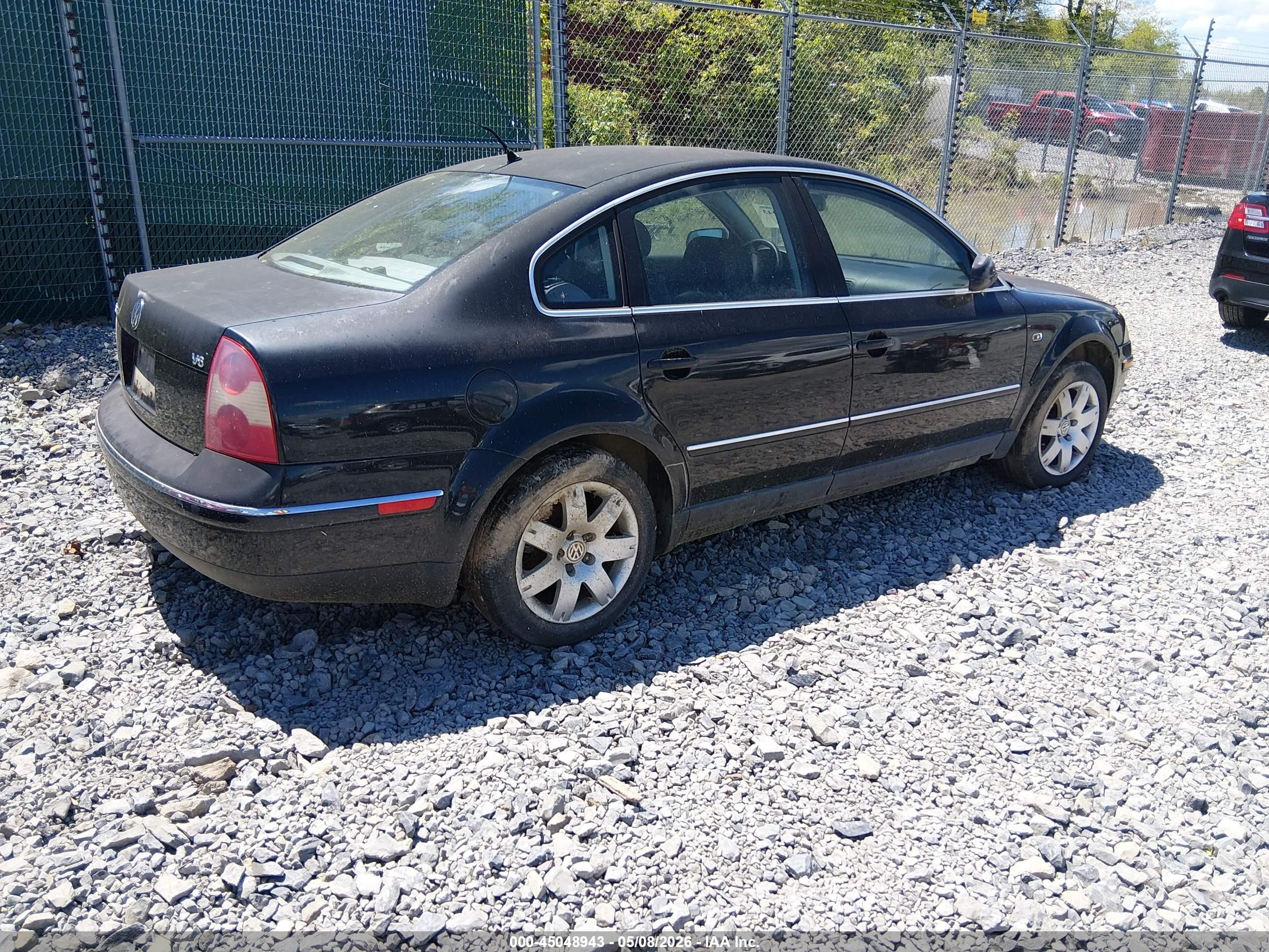 2002 Volkswagen Passat Glx Black vin: WVWRH63B12P354992
