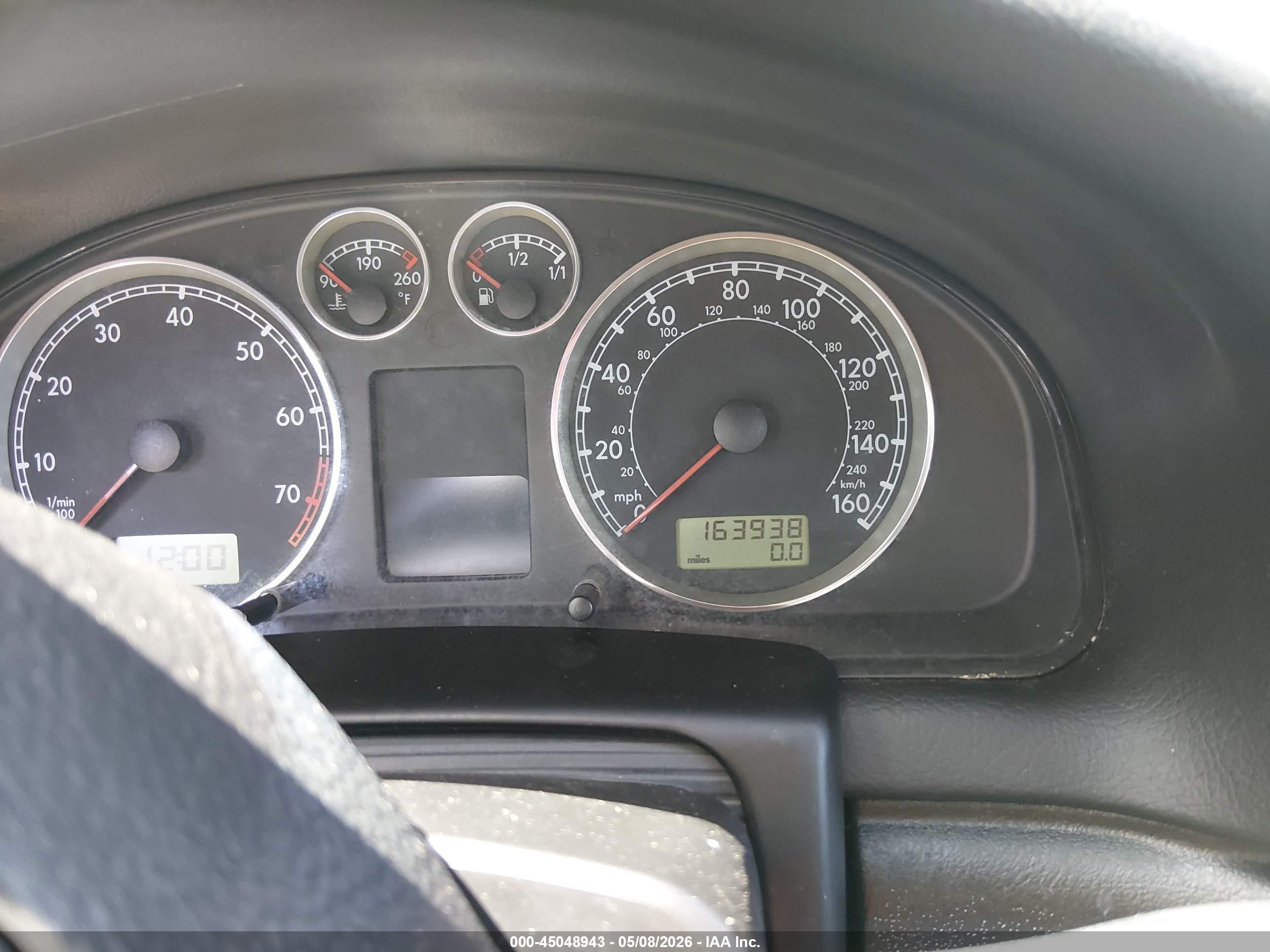 2002 Volkswagen Passat Glx Black vin: WVWRH63B12P354992
