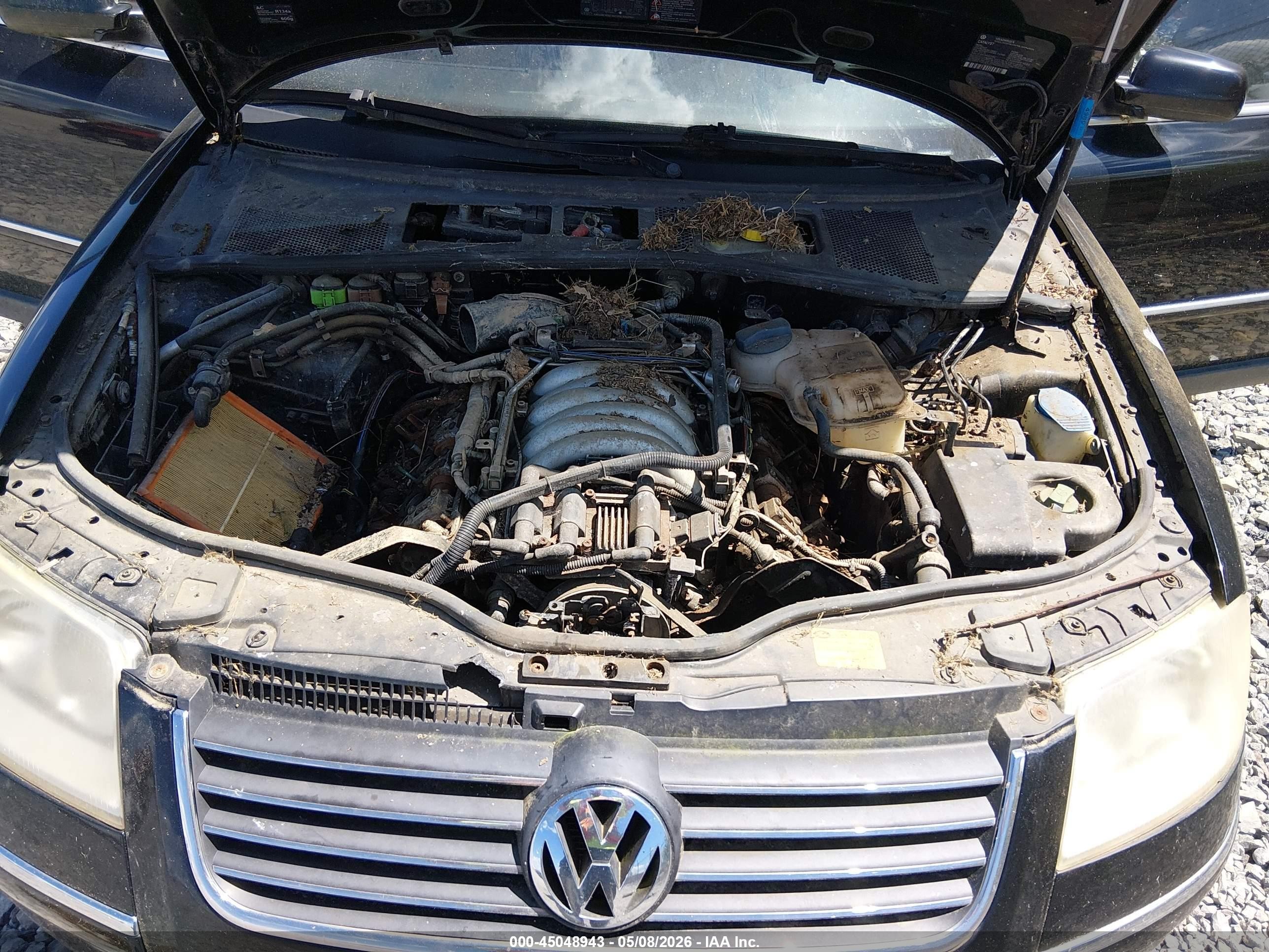 2002 Volkswagen Passat Glx Black vin: WVWRH63B12P354992