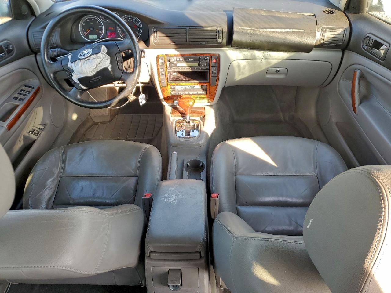 2001 Volkswagen Passat Glx Silver vin: WVWRH63B31E145554