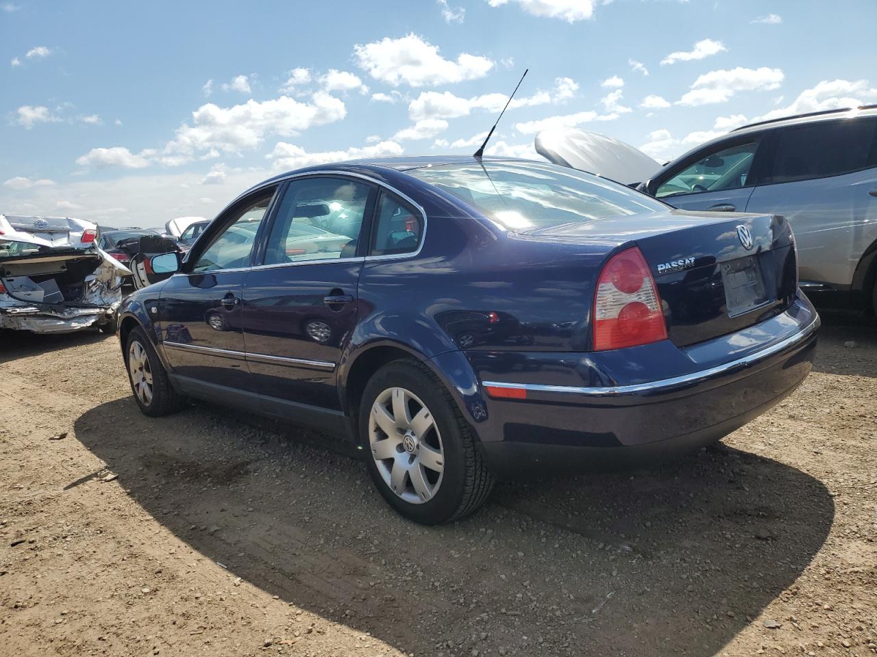 2002 Volkswagen Passat Glx Blue vin: WVWRH63B42P245863
