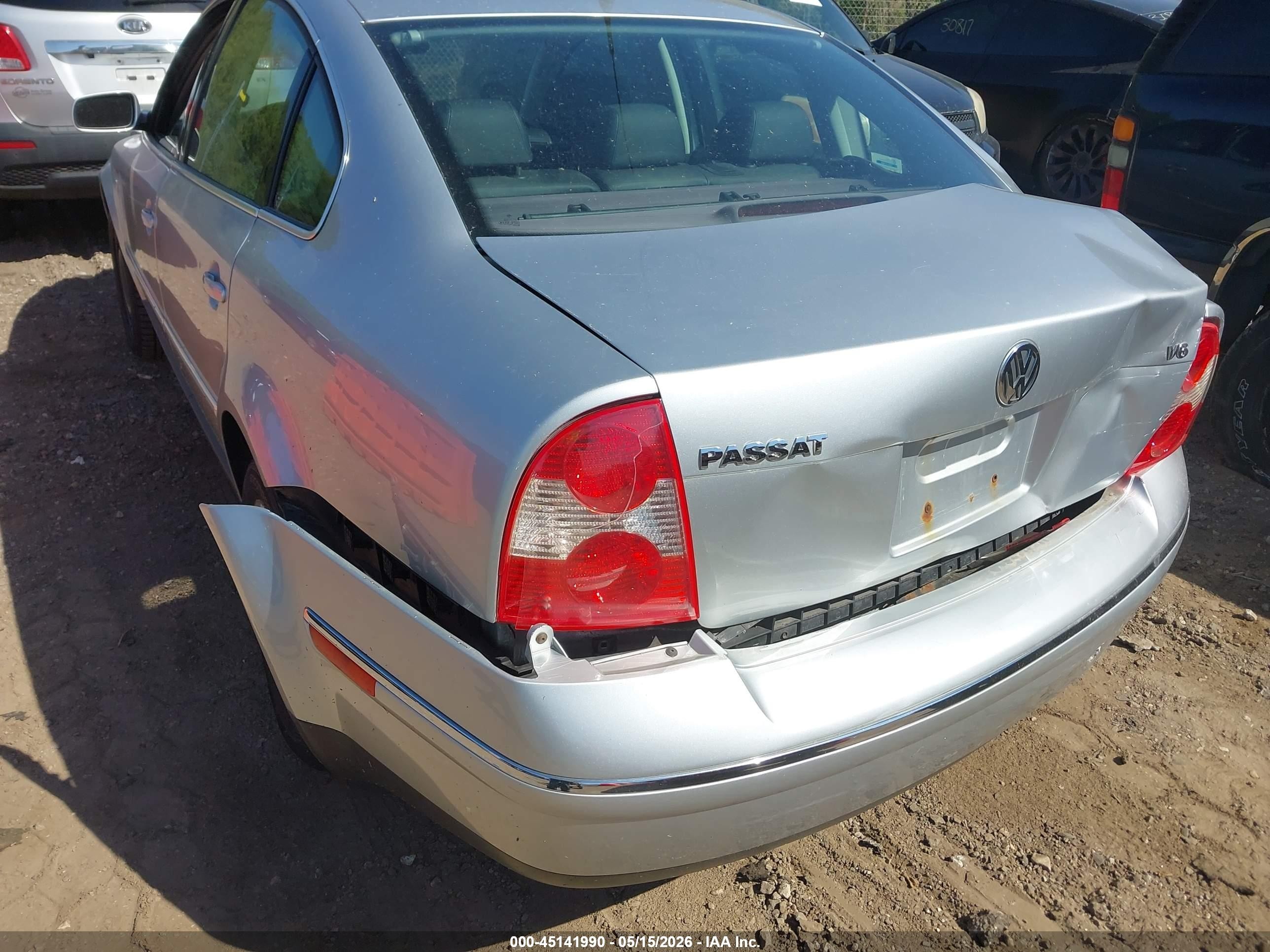 2003 Volkswagen Passat Glx Silver vin: WVWRH63B83P100679