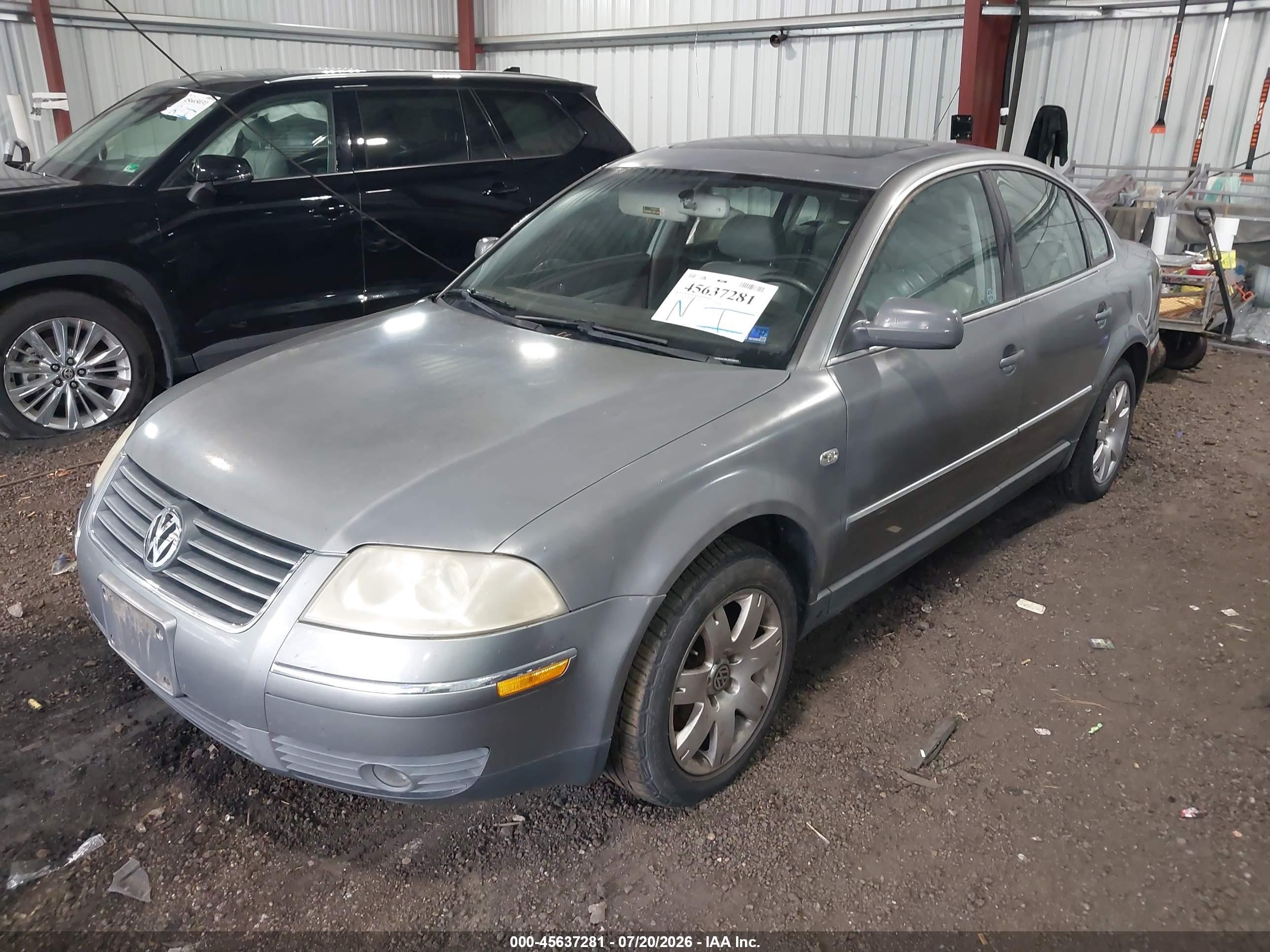 2002 Volkswagen Passat Glx Gray vin: WVWRH63B92P289633