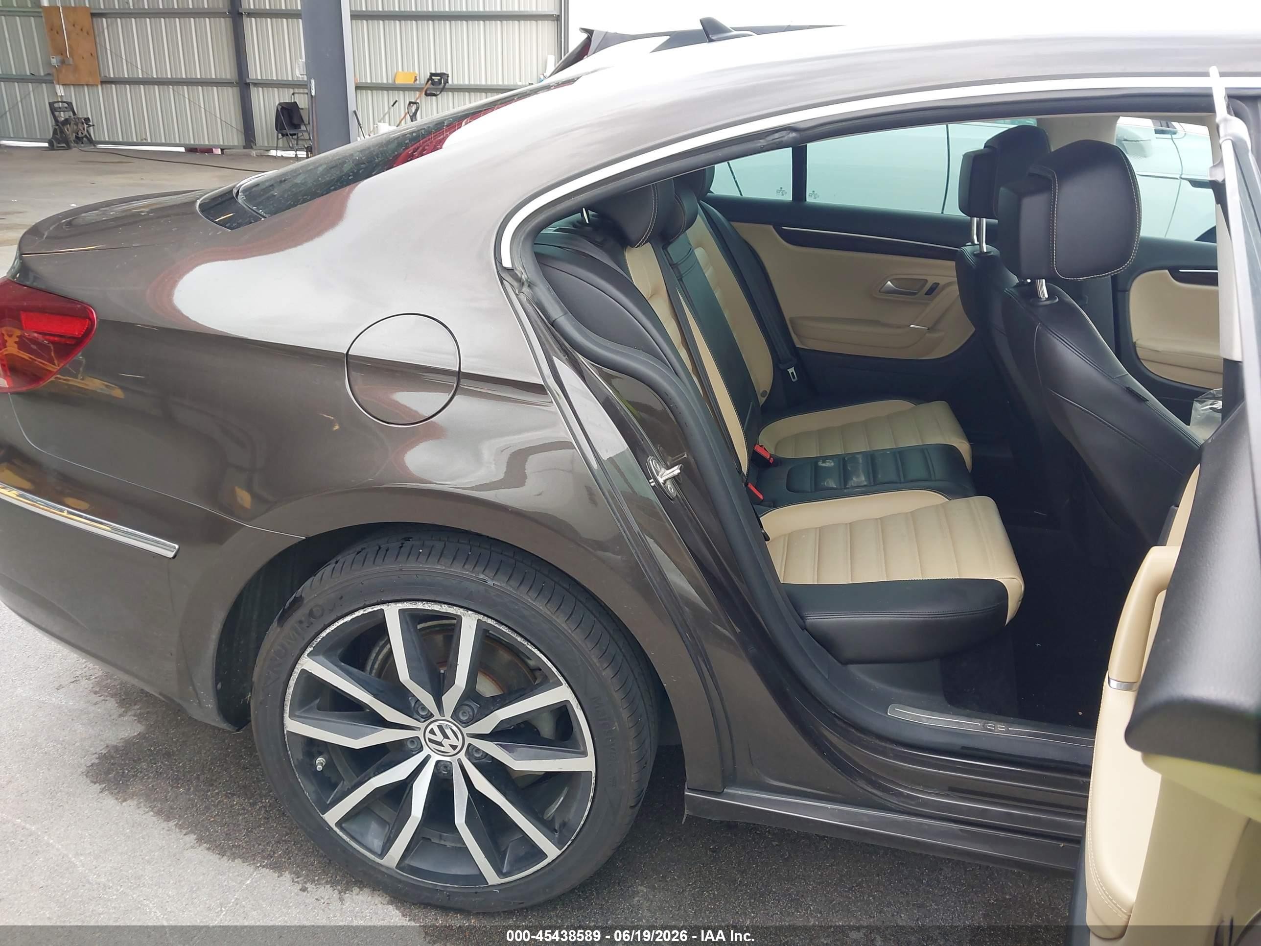 2015 Volkswagen Cc 2.0t Executive Серый vin: WVWRN7AN1FE811376