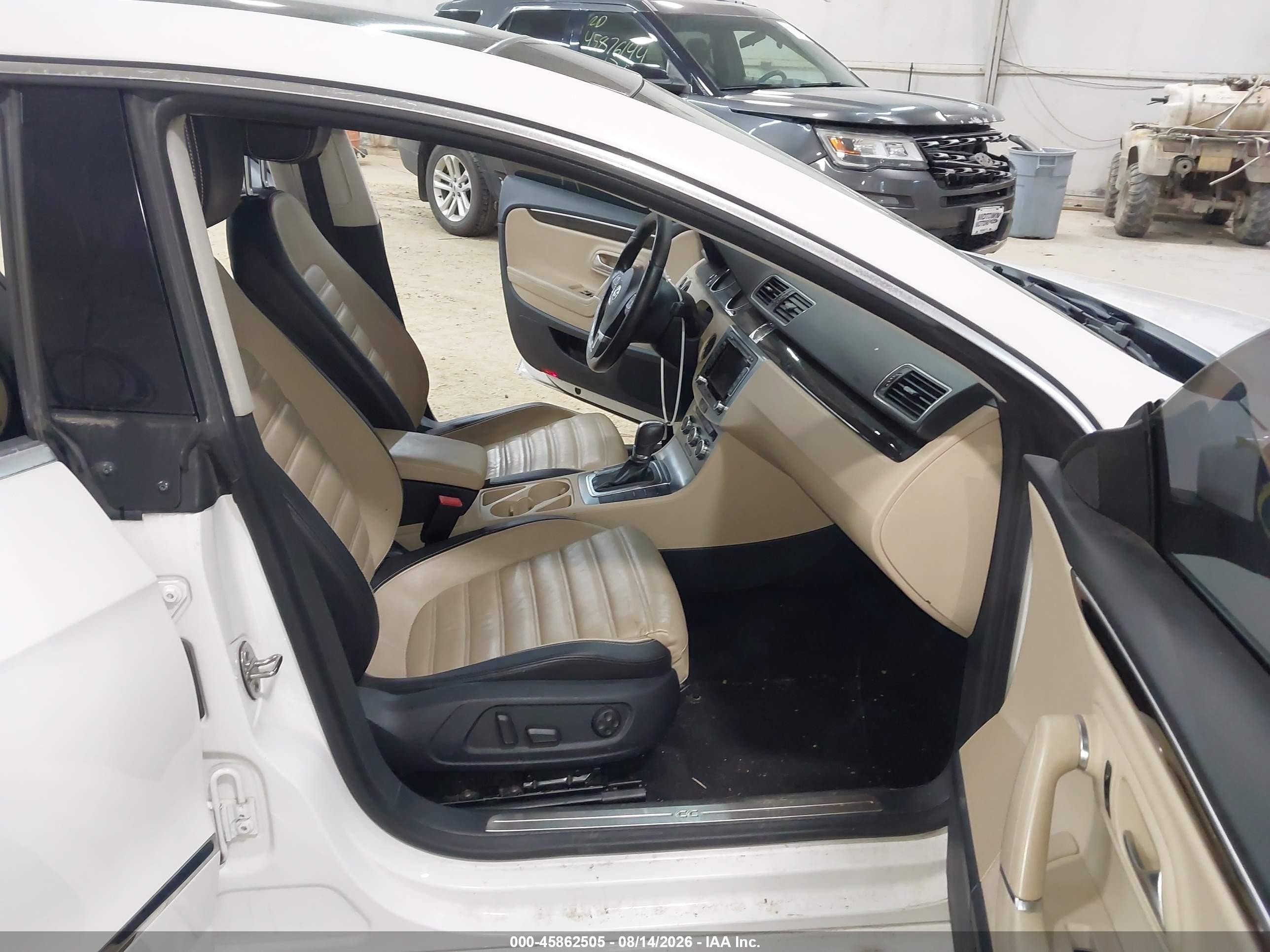 2014 Volkswagen Cc 2.0t Executive White vin: WVWRP7AN3EE504607