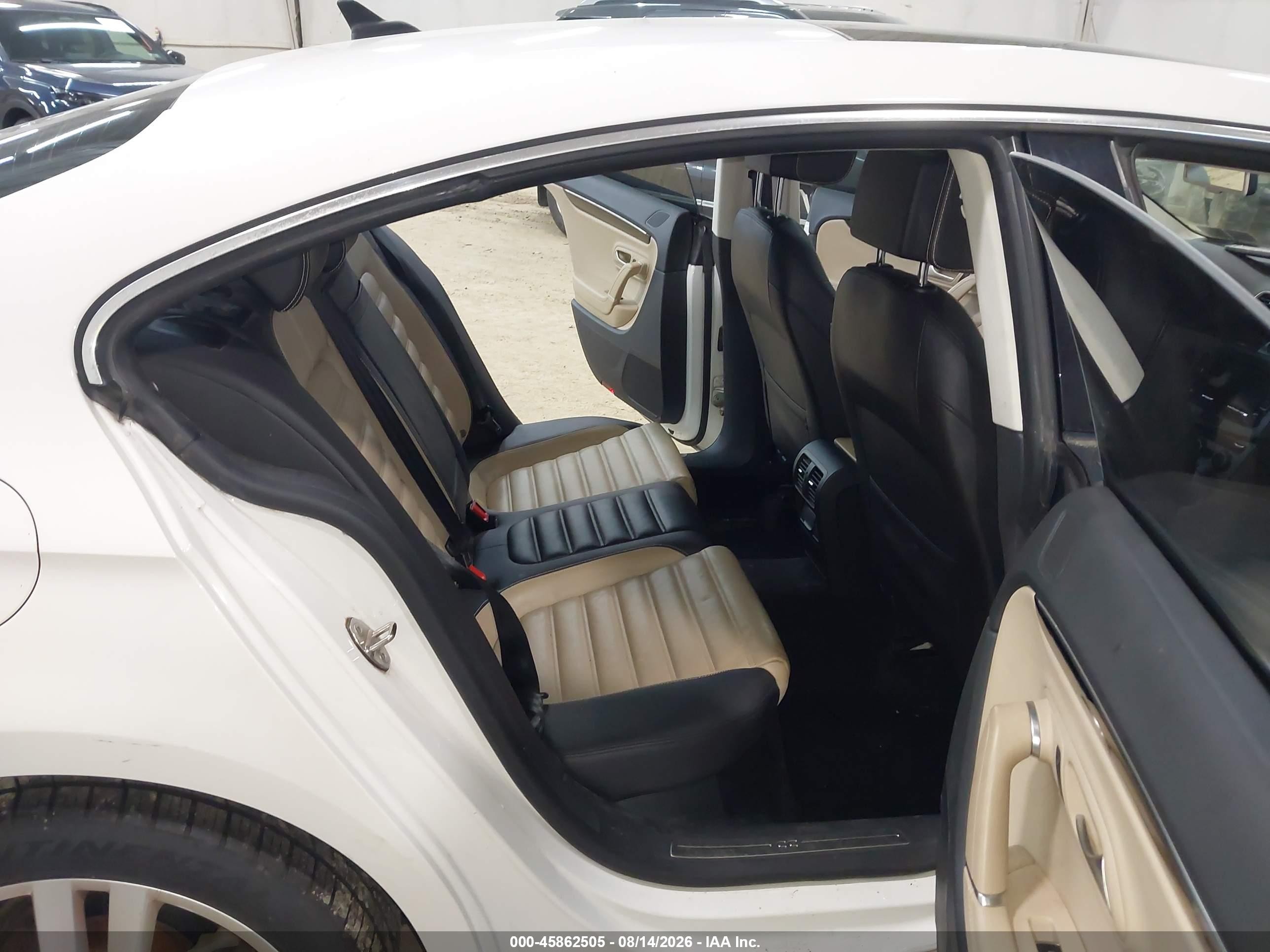 2014 Volkswagen Cc 2.0t Executive White vin: WVWRP7AN3EE504607