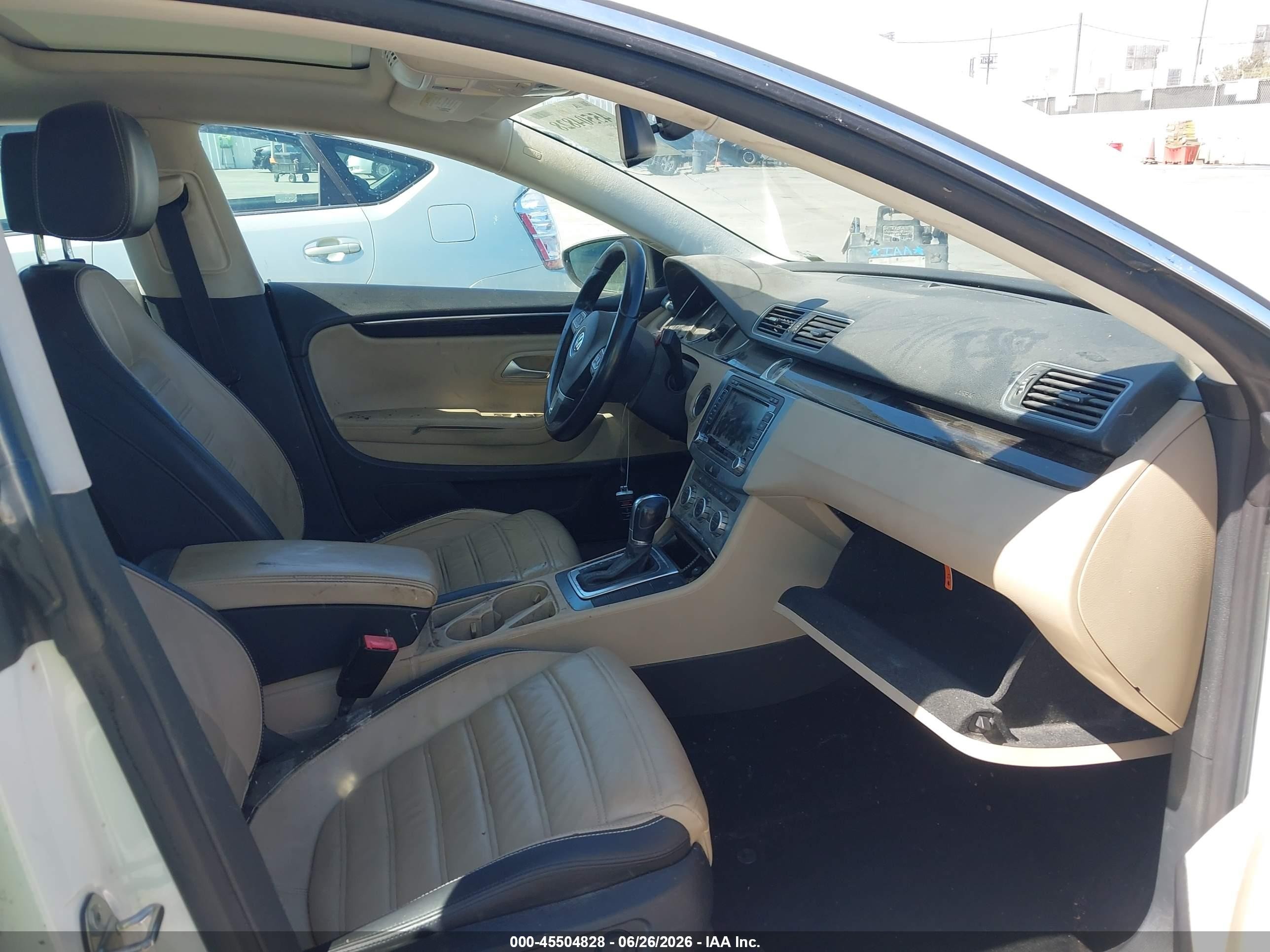 2014 Volkswagen Cc 2.0t Executive White vin: WVWRP7AN3EE524596