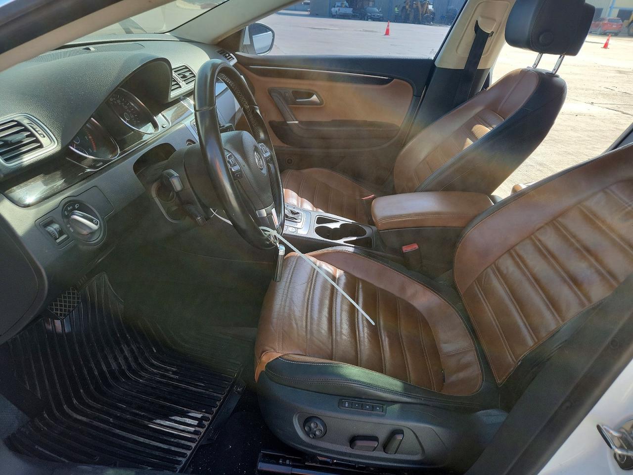 2015 Volkswagen Cc Executive Белый vin: WVWRP7AN5FE815649