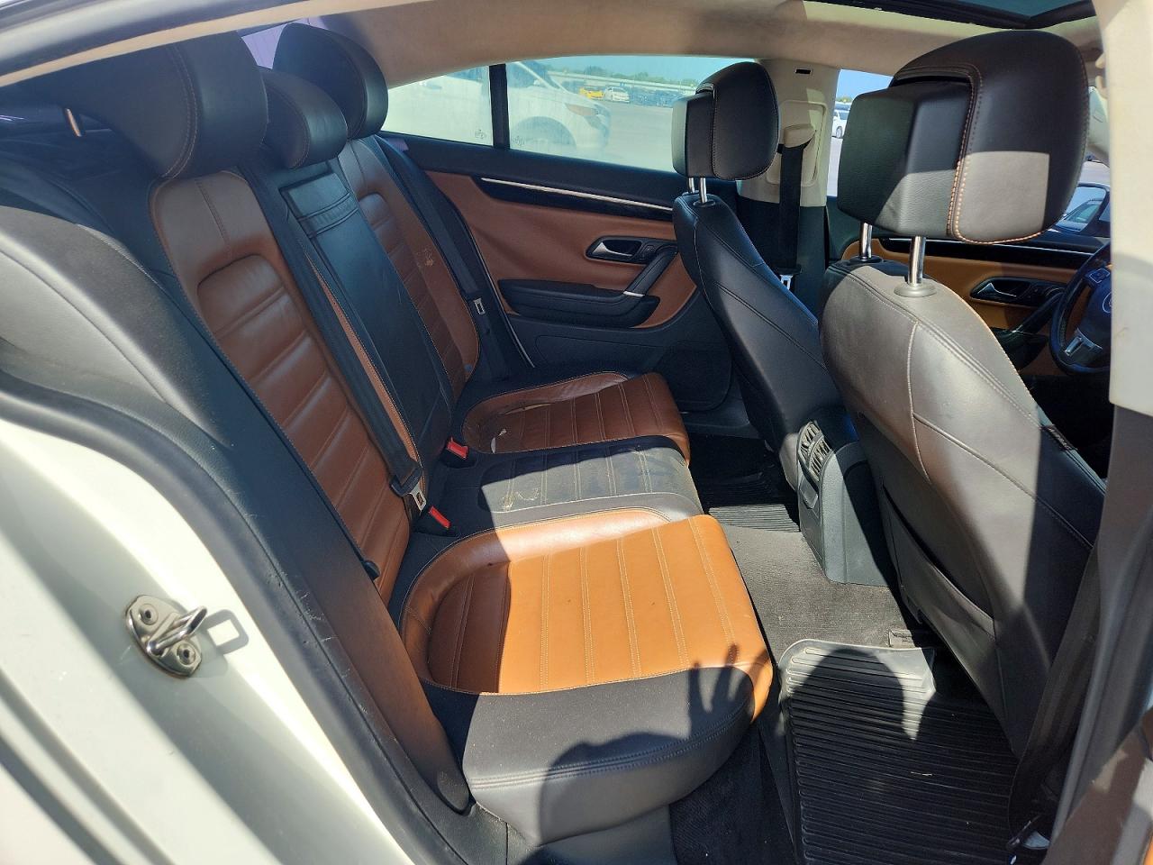 2015 Volkswagen Cc Executive Белый vin: WVWRP7AN5FE815649