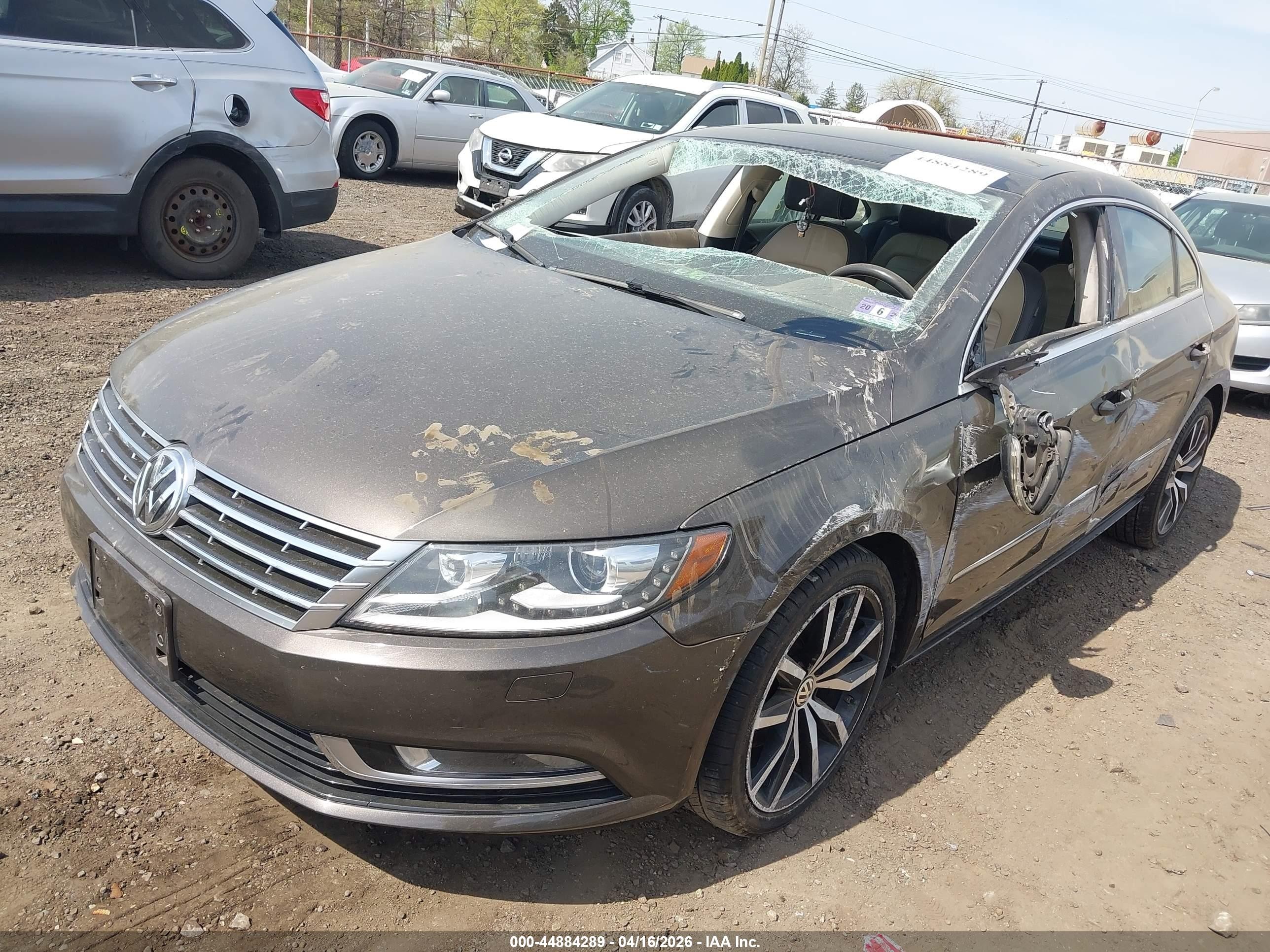 2015 Volkswagen Cc 2.0t Executive Brown vin: WVWRP7AN7FE824661