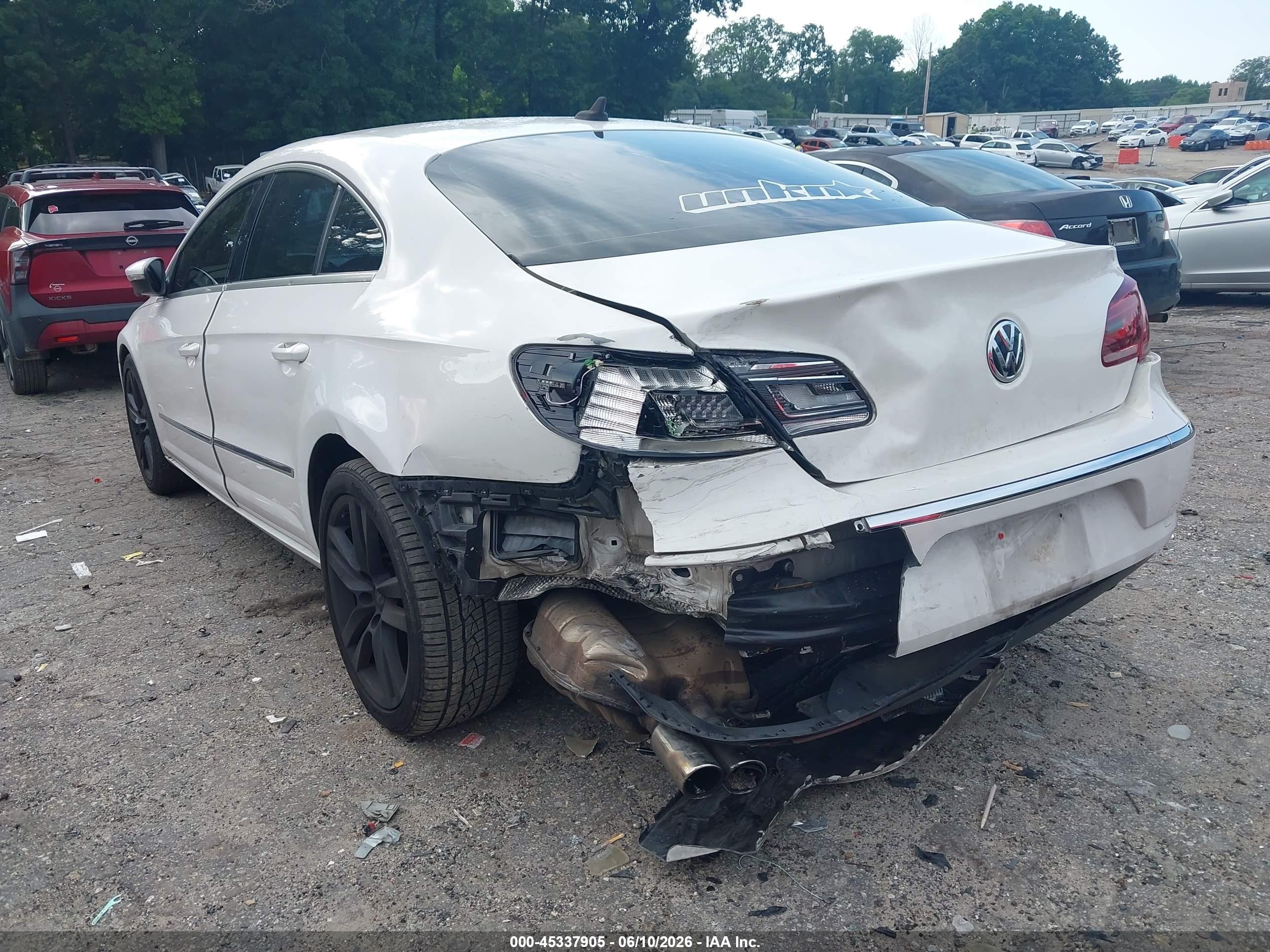 2013 Volkswagen Cc 2.0t Lux White vin: WVWRP7AN8DE511034