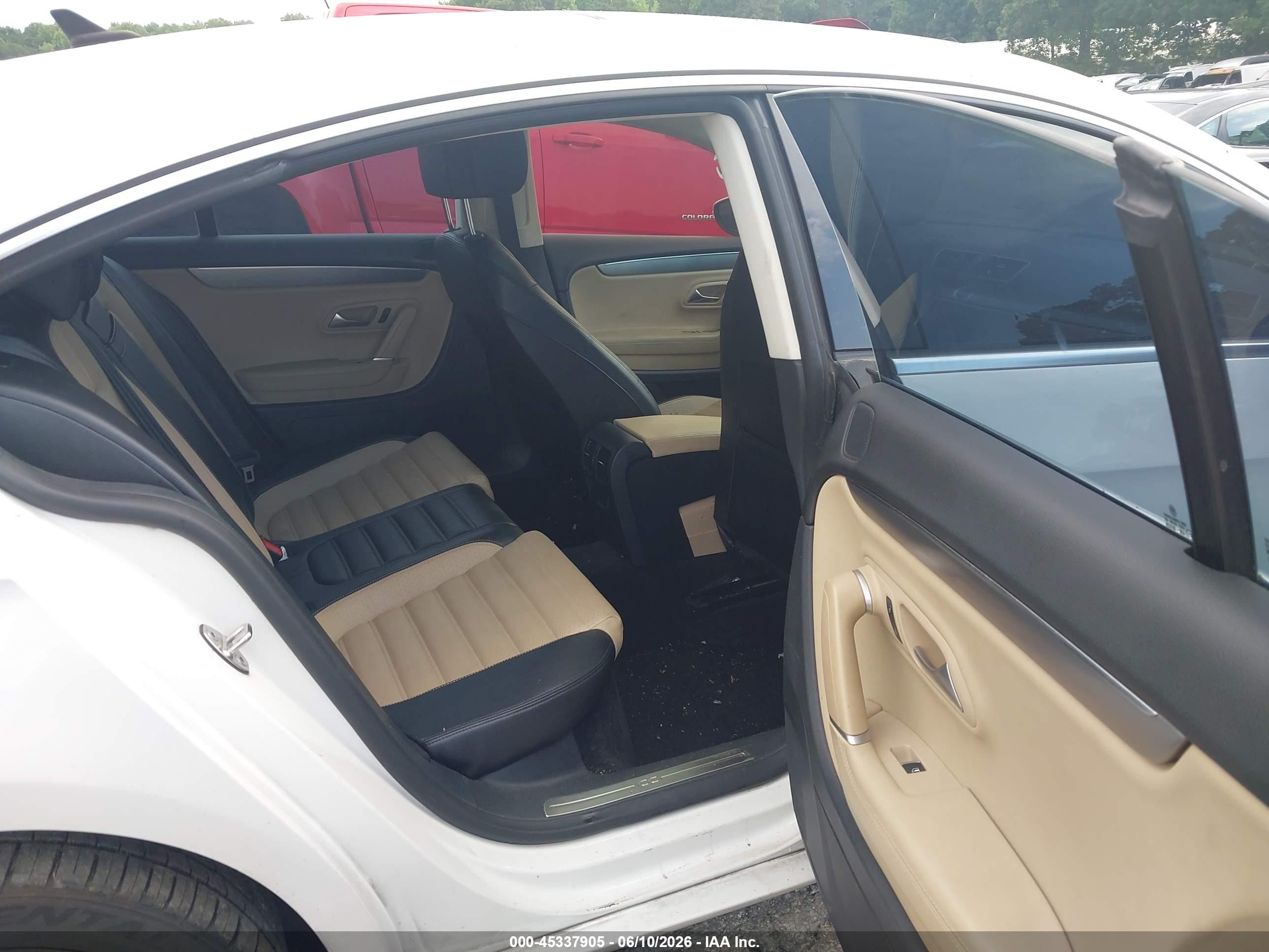 2013 Volkswagen Cc 2.0t Lux White vin: WVWRP7AN8DE511034