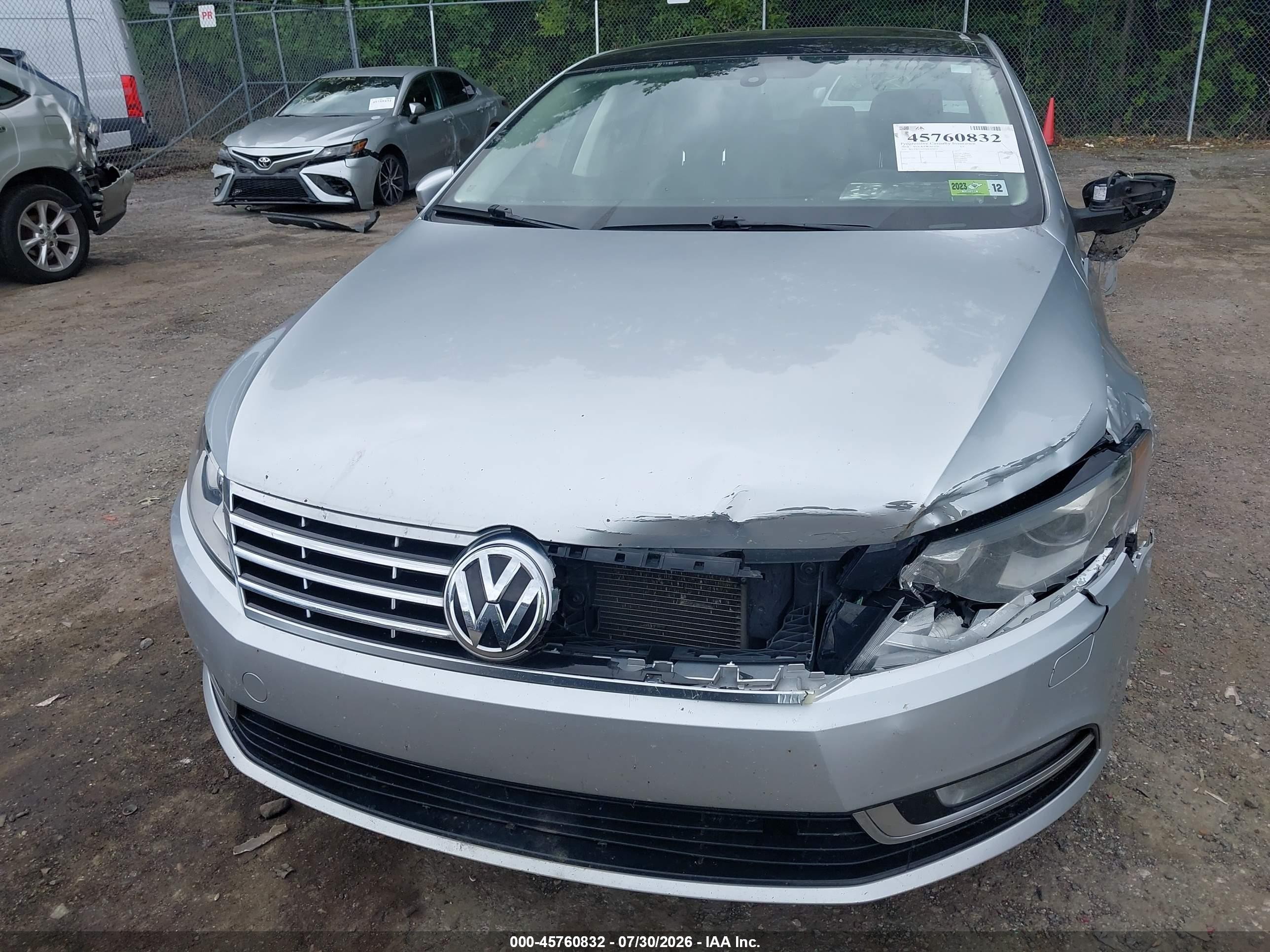 2014 Volkswagen Cc 2.0t Executive Silver vin: WVWRP7ANXEE529875