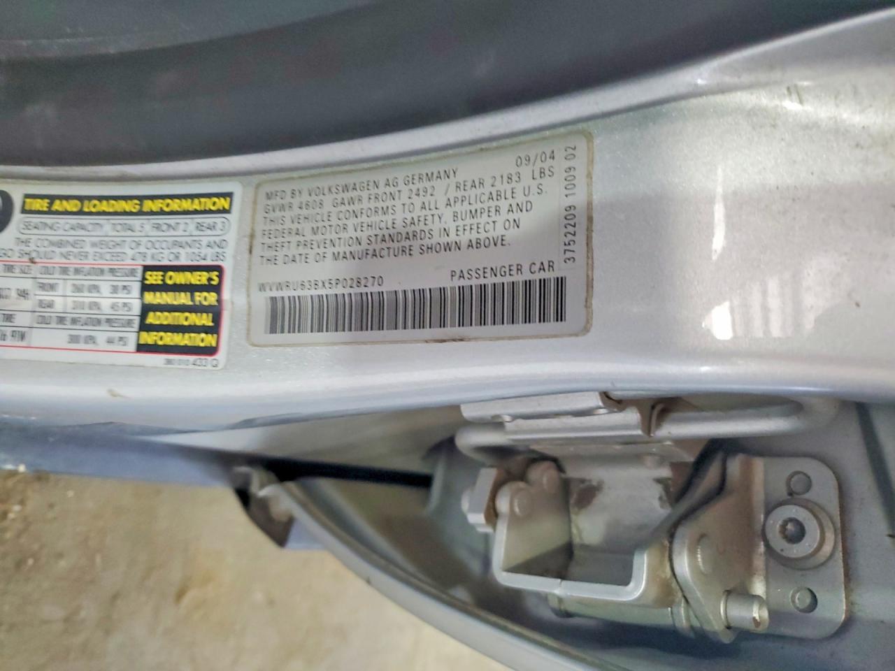 2004 Volkswagen Facade Silver vin: WVWRU63BX5P028270