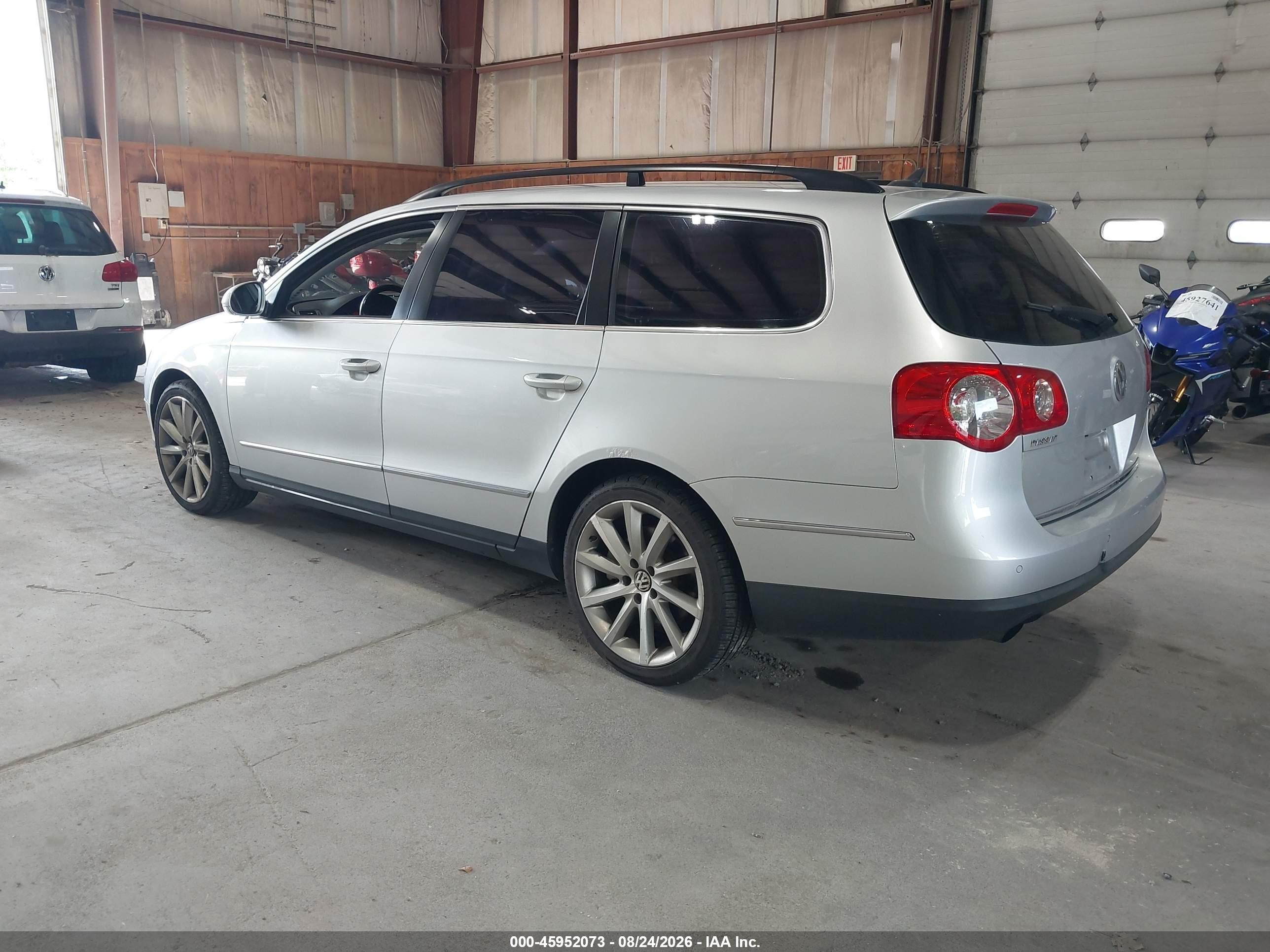 2008 Volkswagen Passat Vr6 Silver vin: WVWRU73C58E054824