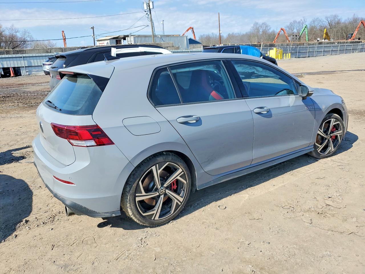 2025 Volkswagen Gti Se Gray vin: WVWSA7CD0SW216587