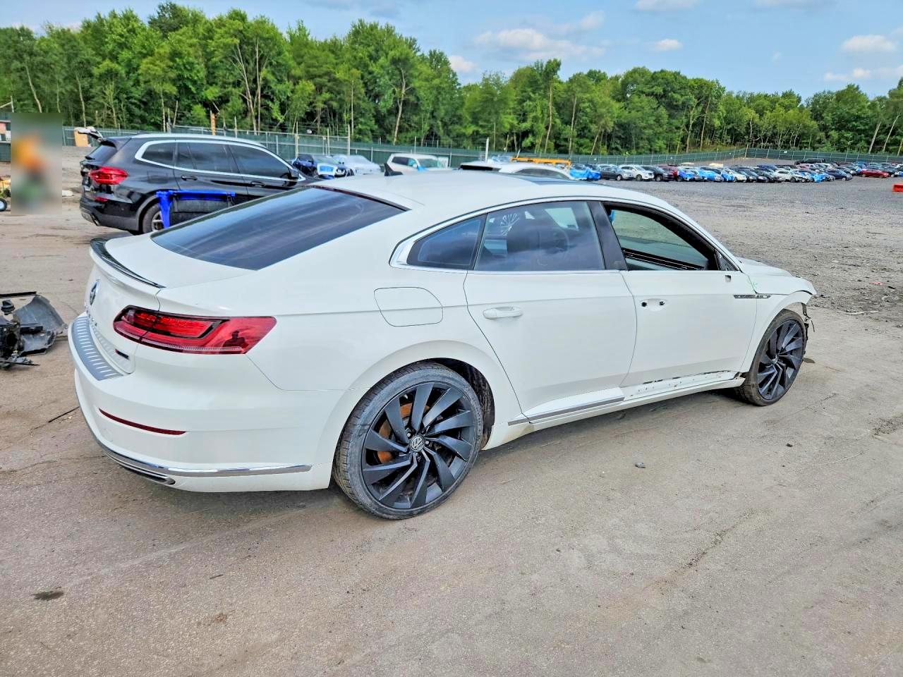 2020 Volkswagen Arteon Sel R-line White vin: WVWSR7AN8LE012261