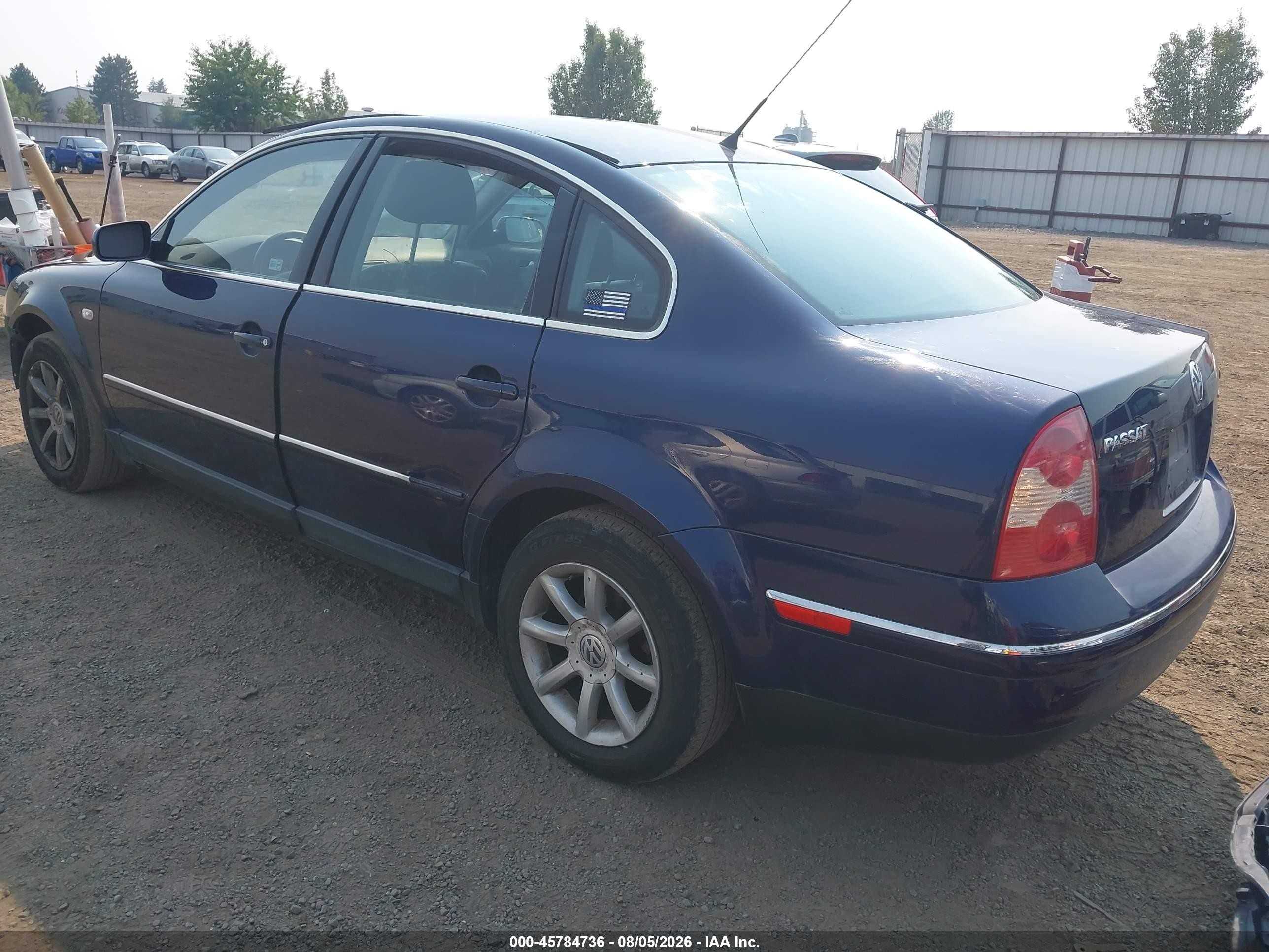 2003 Volkswagen Passat Glx Dark Blue vin: WVWTH63B03P391006